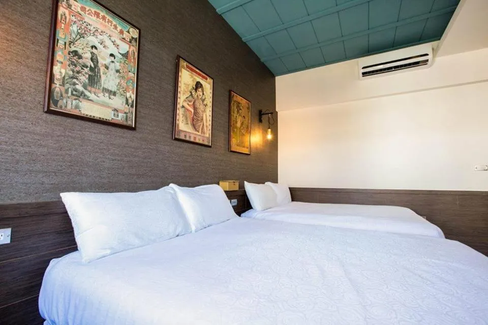Bed in Liuqiu Antique Tea House