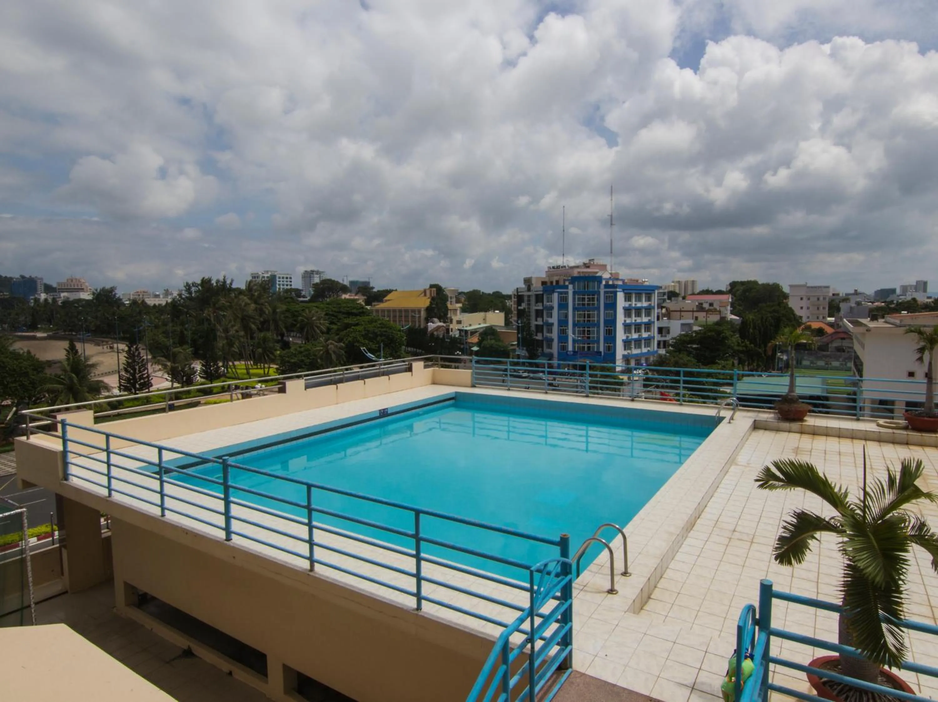 Swimming pool in Vung Tau P&T Hotel