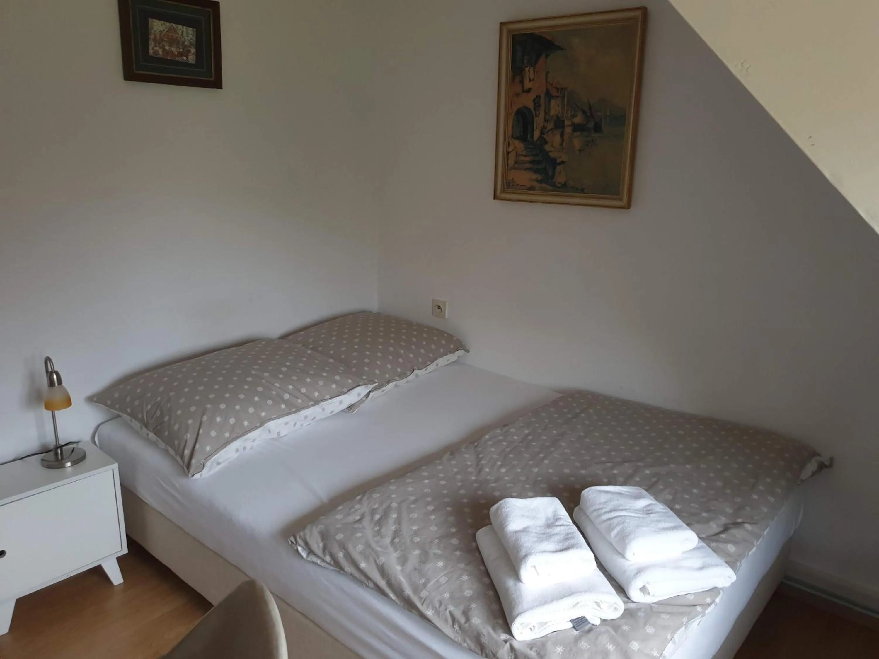 Bed in Park Inn Resort