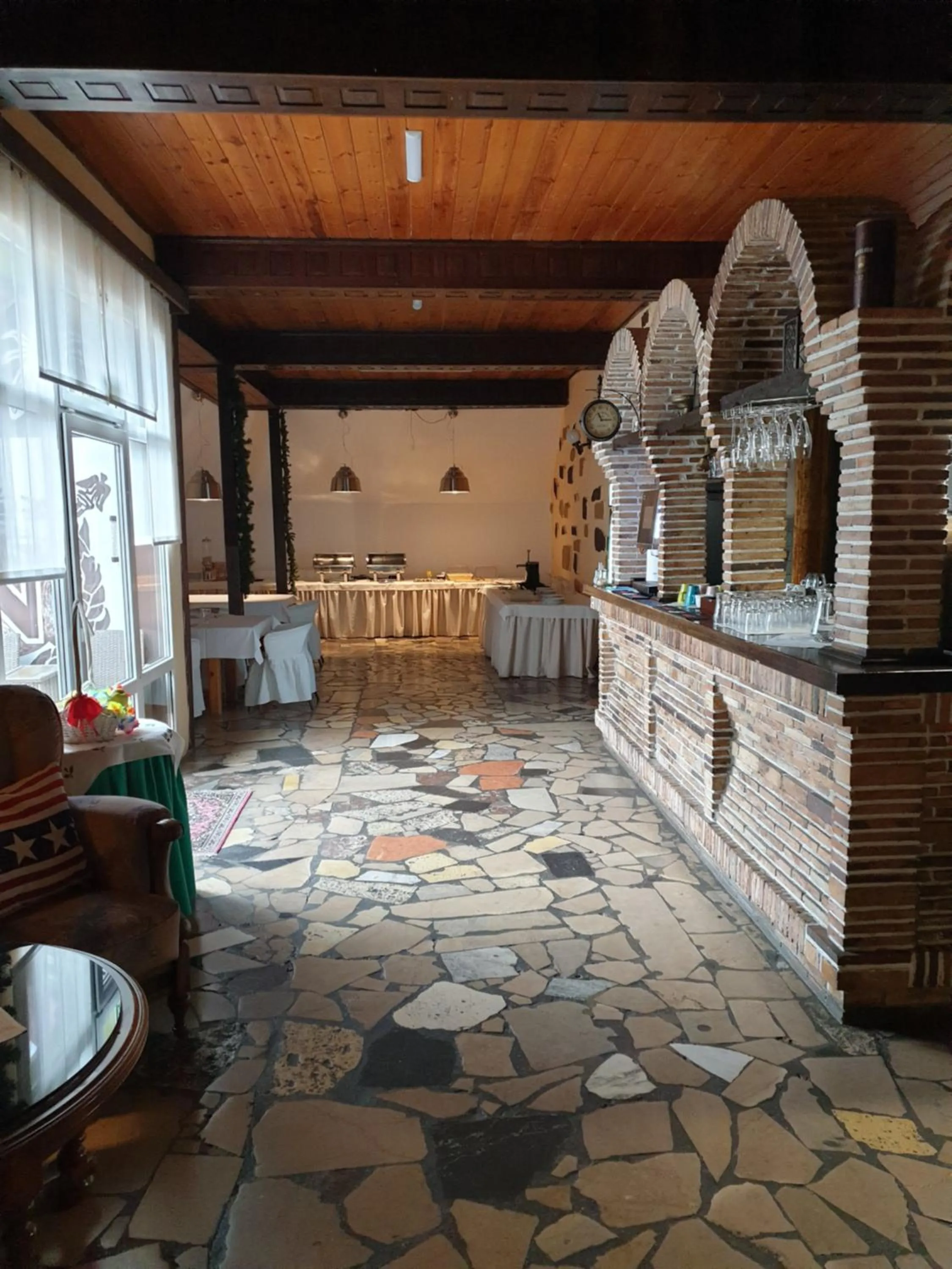 Restaurant/places to eat in Park Inn Resort