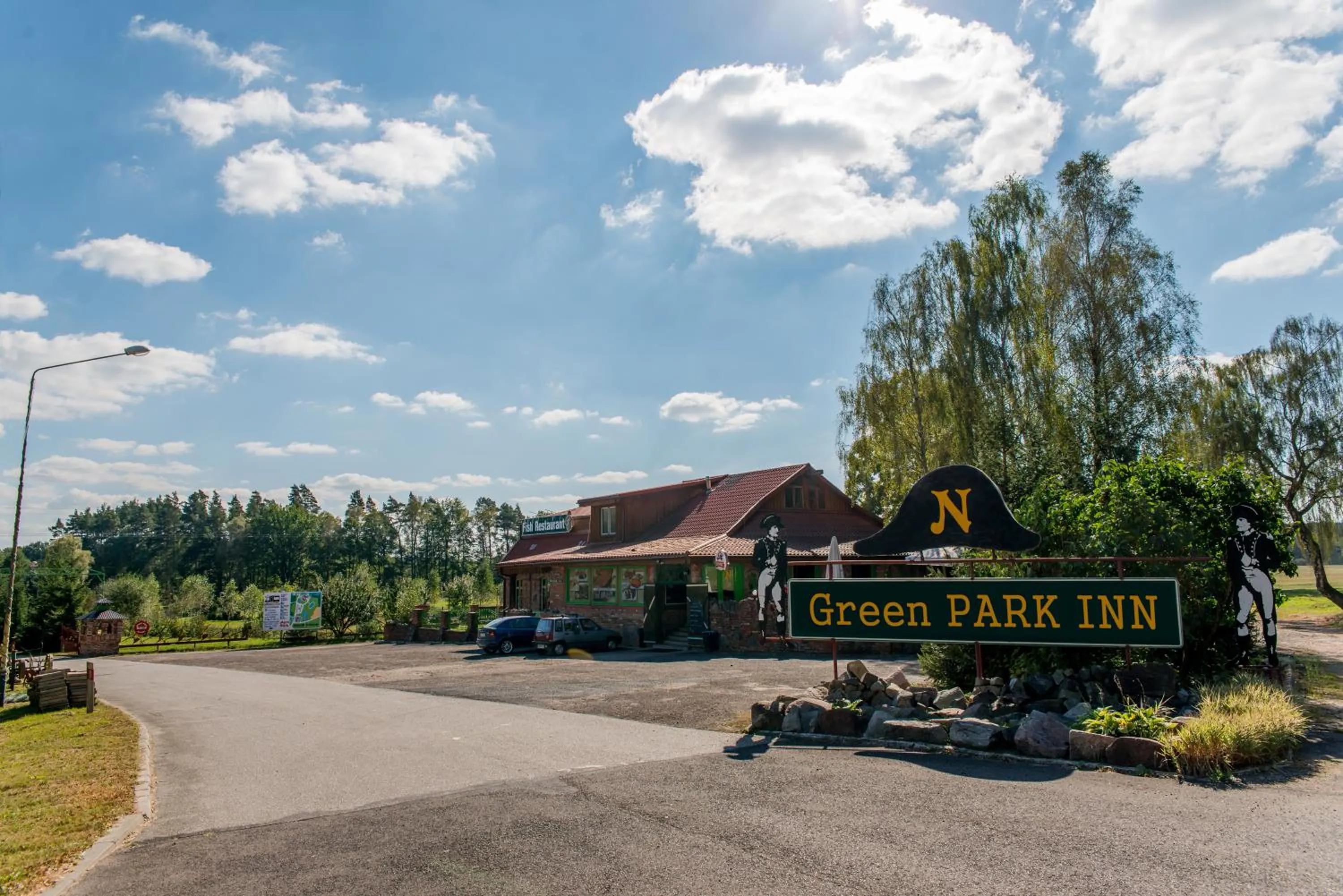 Restaurant/places to eat in Park Inn Resort