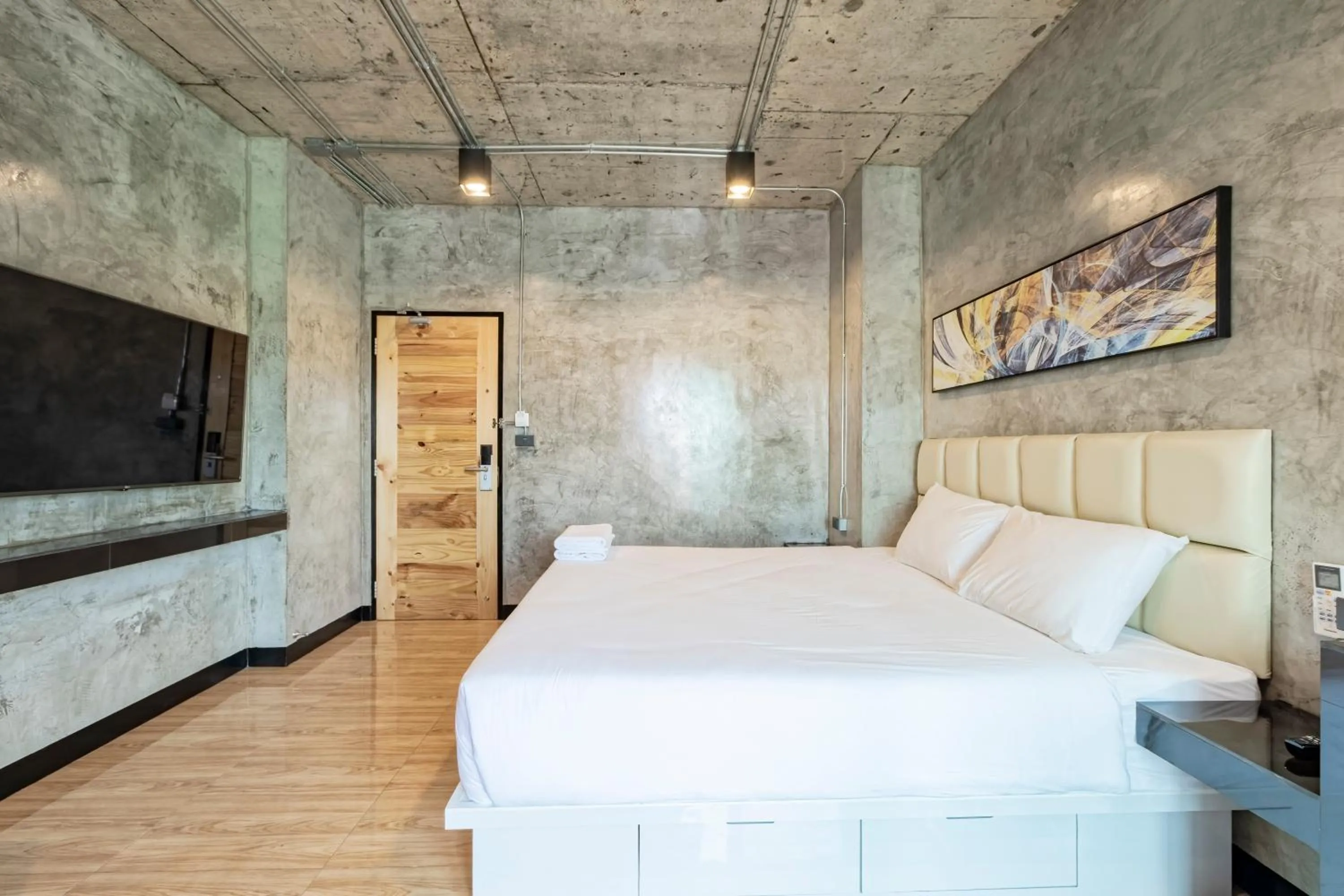 Bed in My Style Resort Hotel -SHA Plus