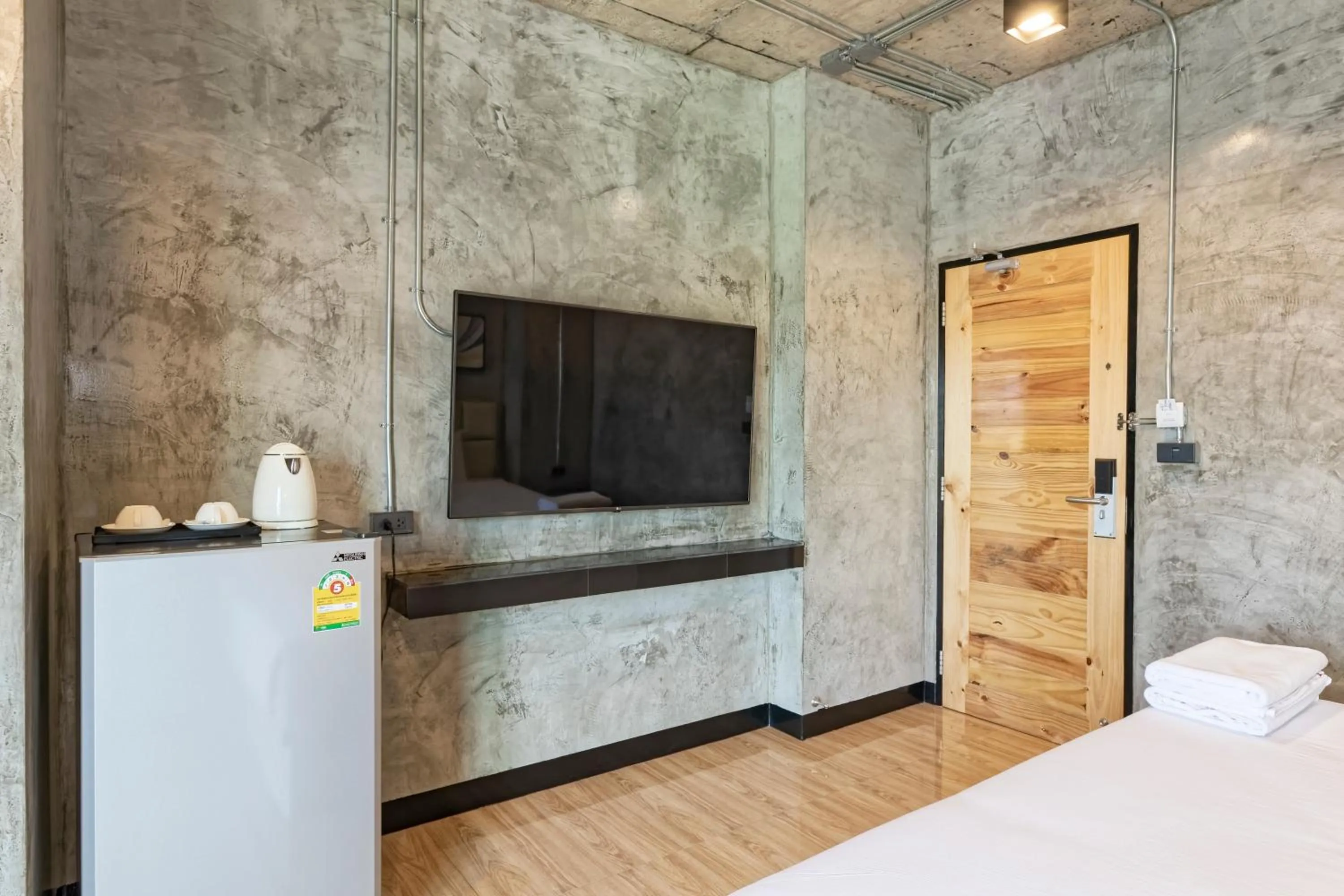 Bed in My Style Resort Hotel -SHA Plus