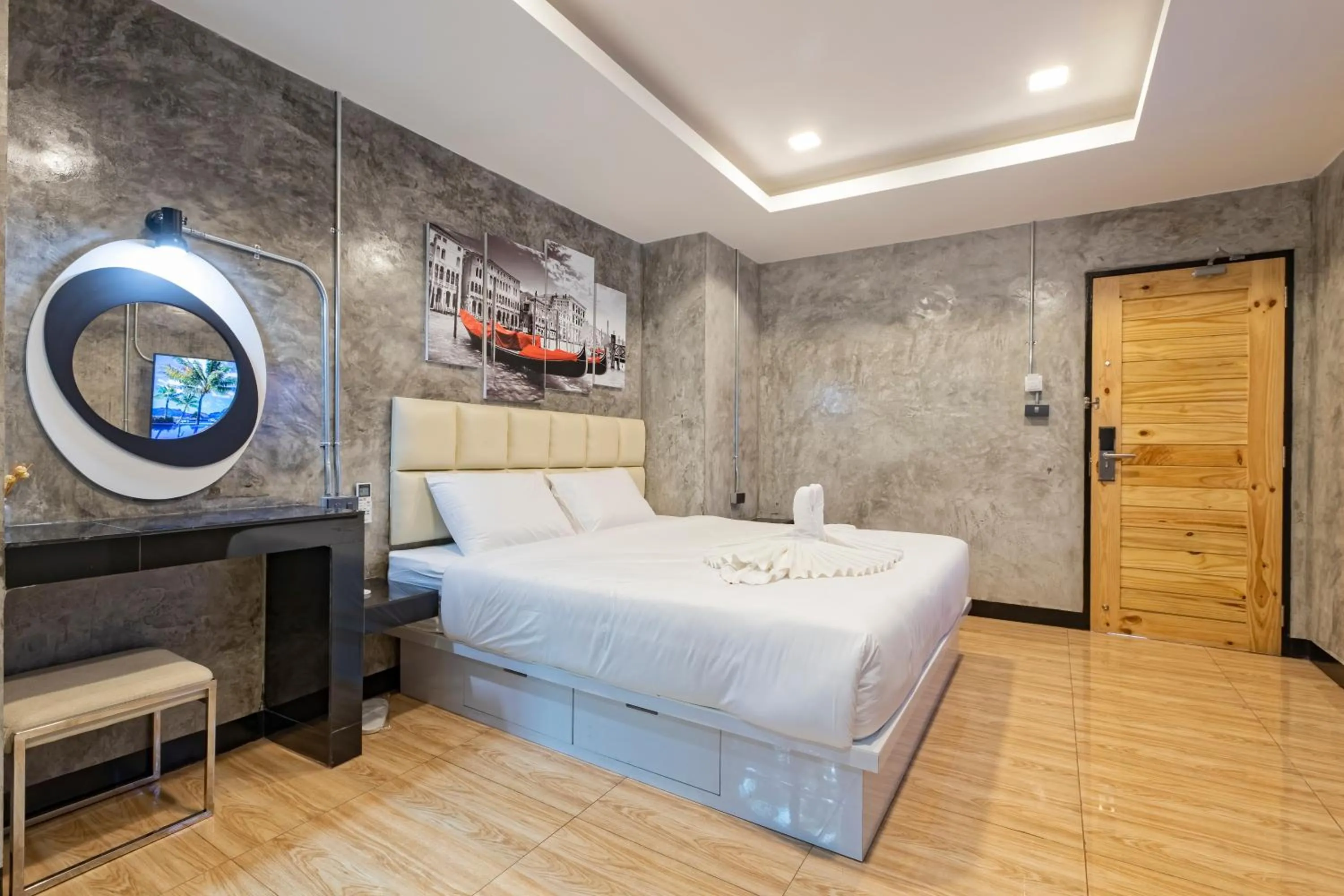 Bed in My Style Resort Hotel -SHA Plus