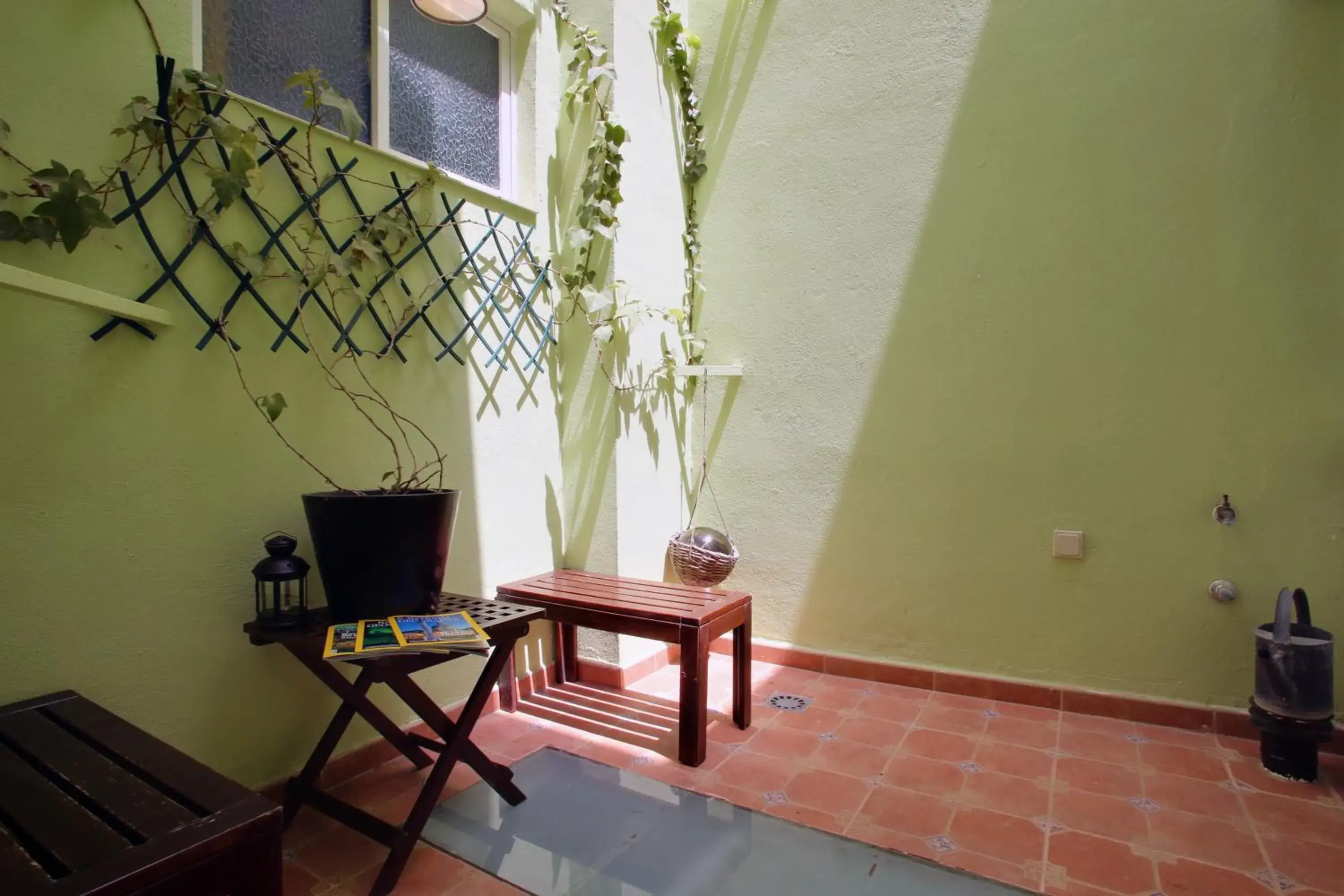Balcony/Terrace in Málaga Lodge Guesthouse Balcony/Terrace in Málaga Lodge Guesthouse