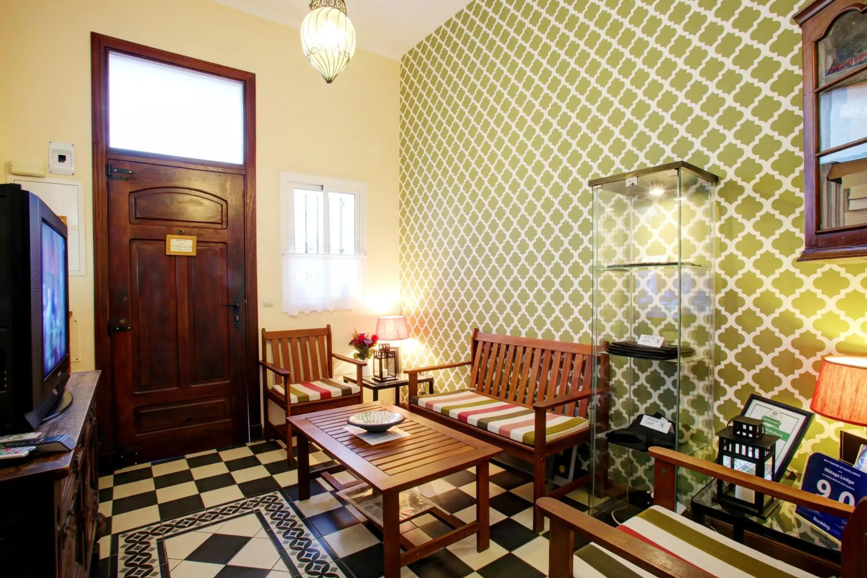 Lobby or reception in Málaga Lodge Guesthouse Lobby or reception in Málaga Lodge Guesthouse