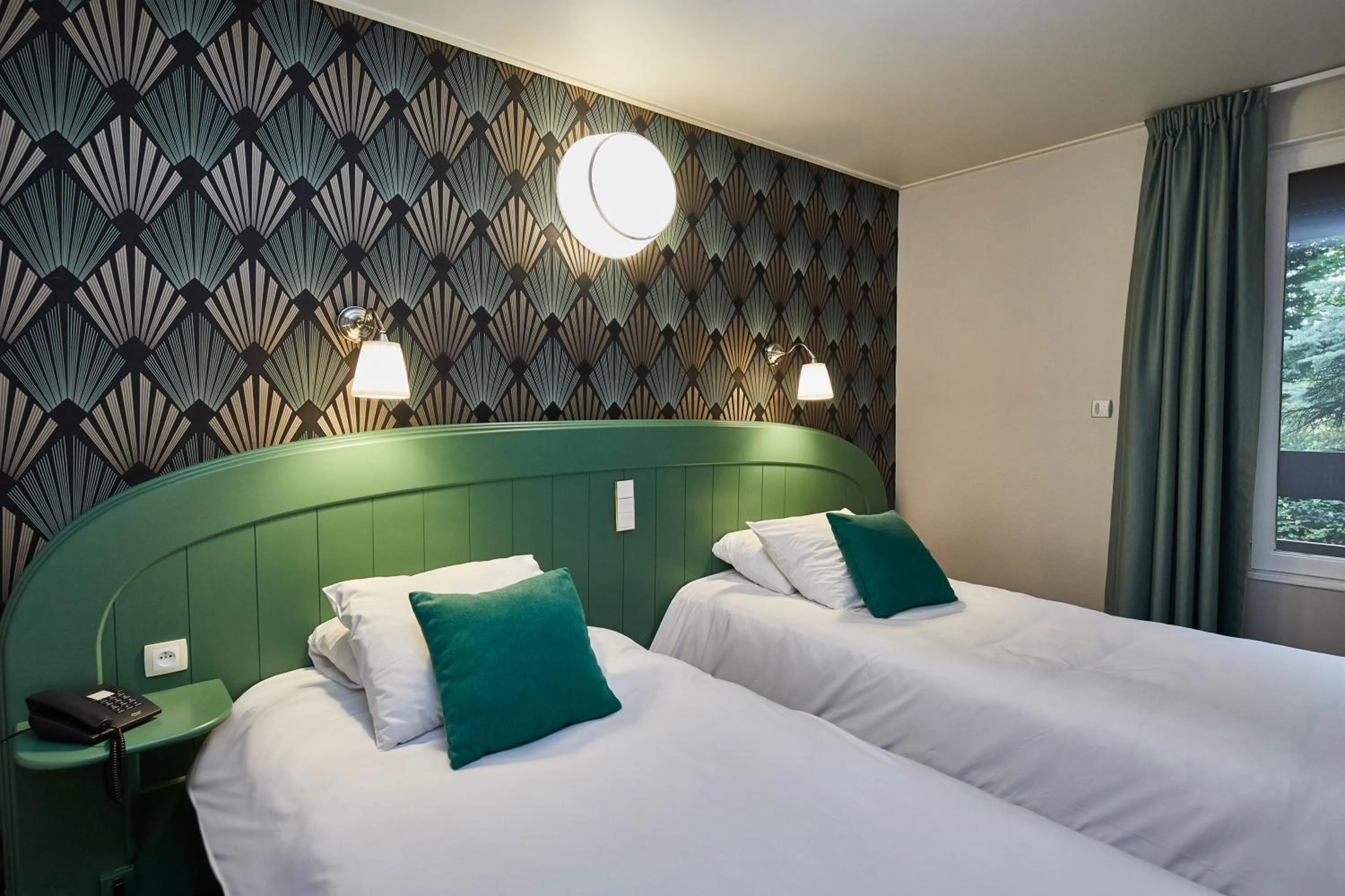 Bedroom, Bed in La Flambée