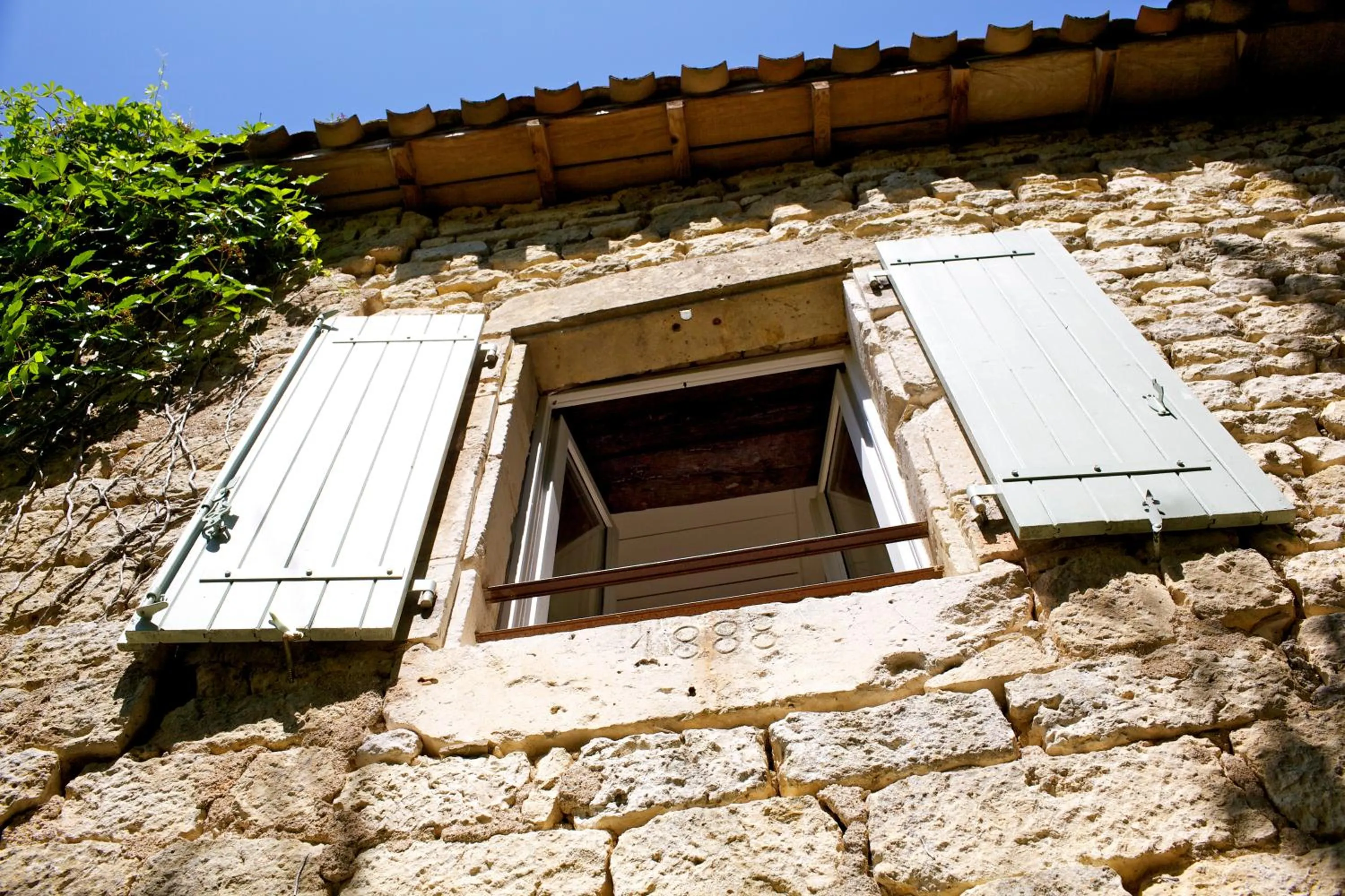 Facade/entrance in gîte le cayrols