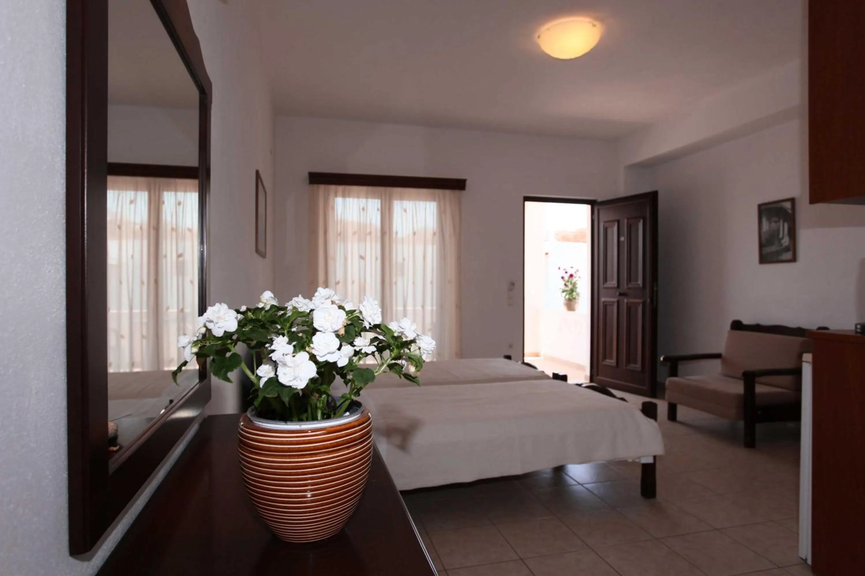 Day, Bed in Hotel Melikari