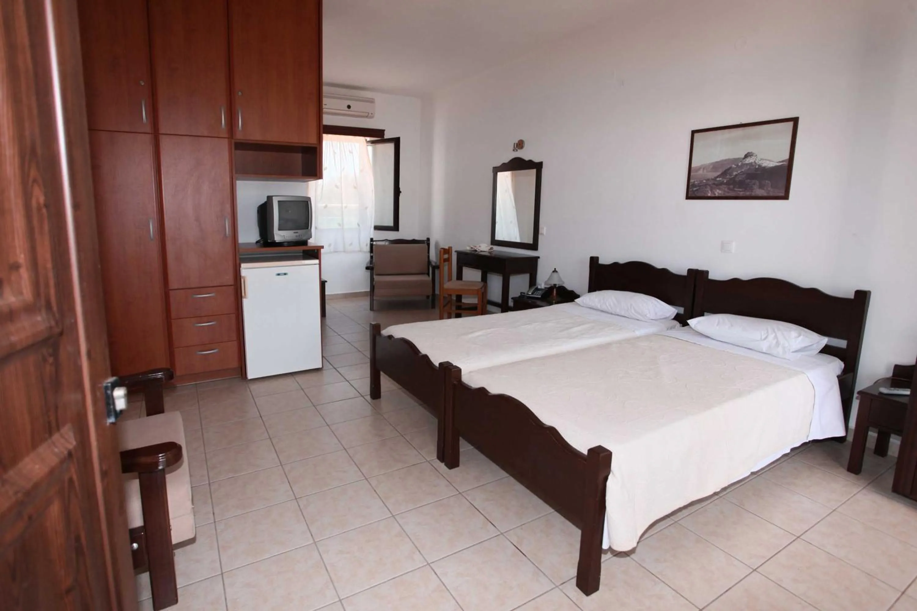 Photo of the whole room, Bed in Hotel Melikari