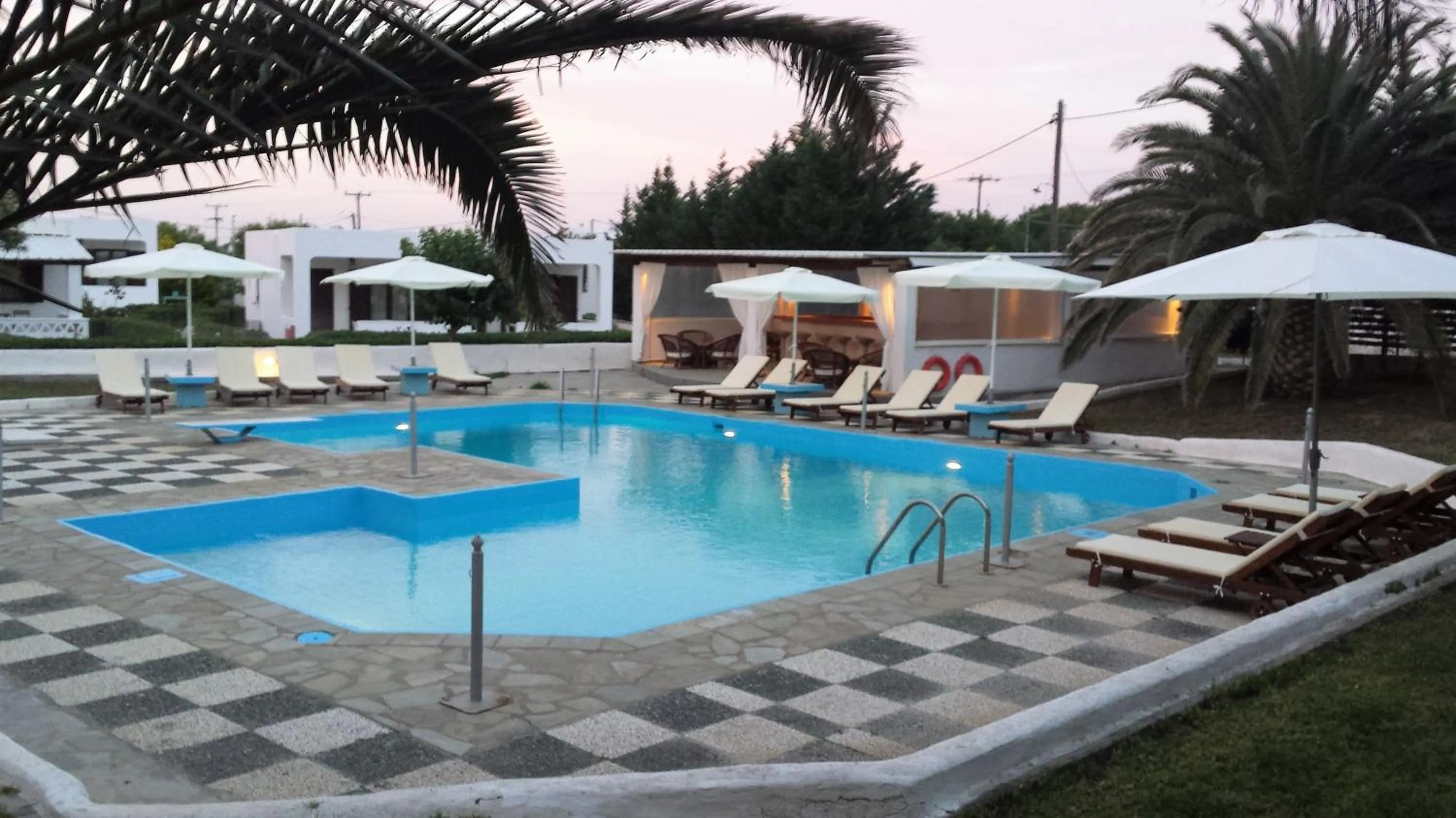 Day in Hotel Melikari