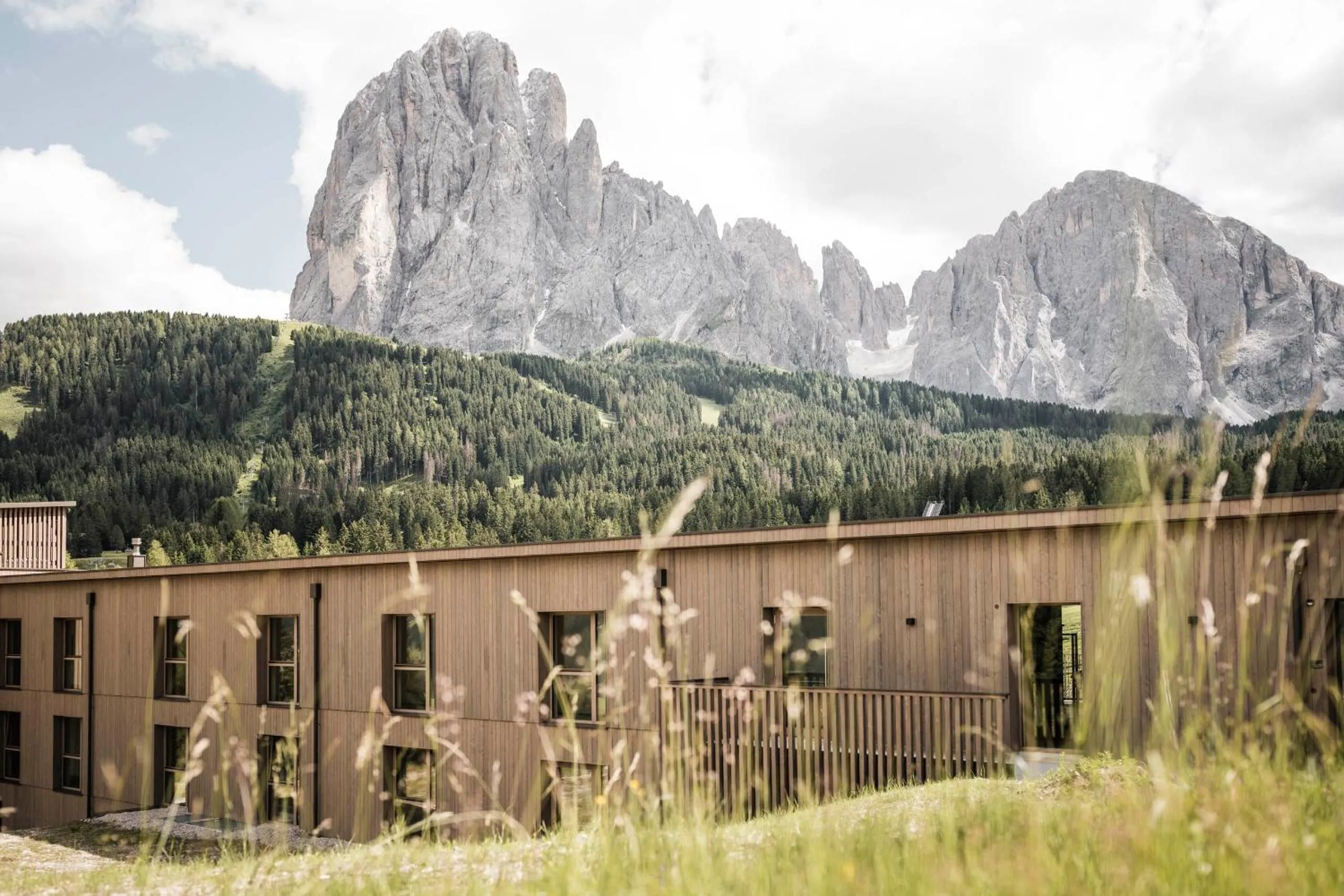 Property building in Cendevaves Alpine Silence