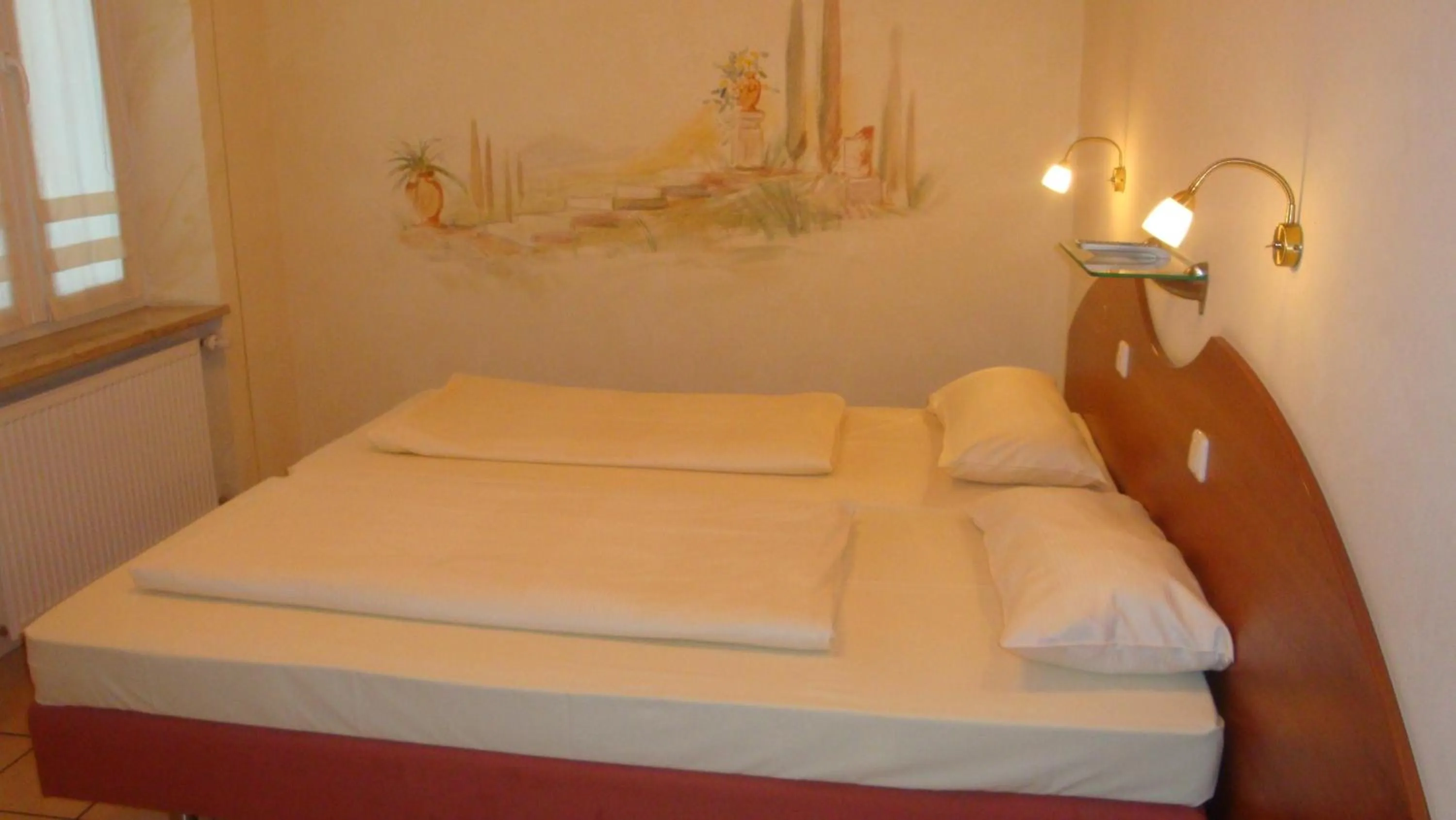 Bed in StadtHotel Passau