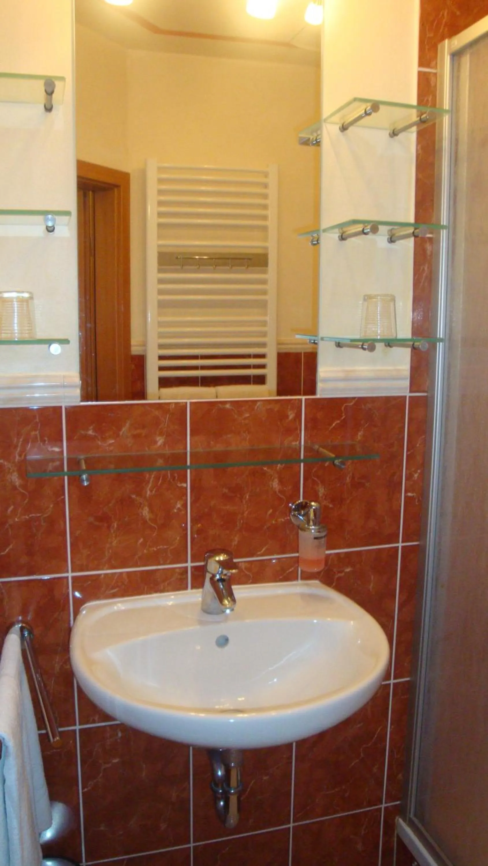 Bathroom in StadtHotel Passau