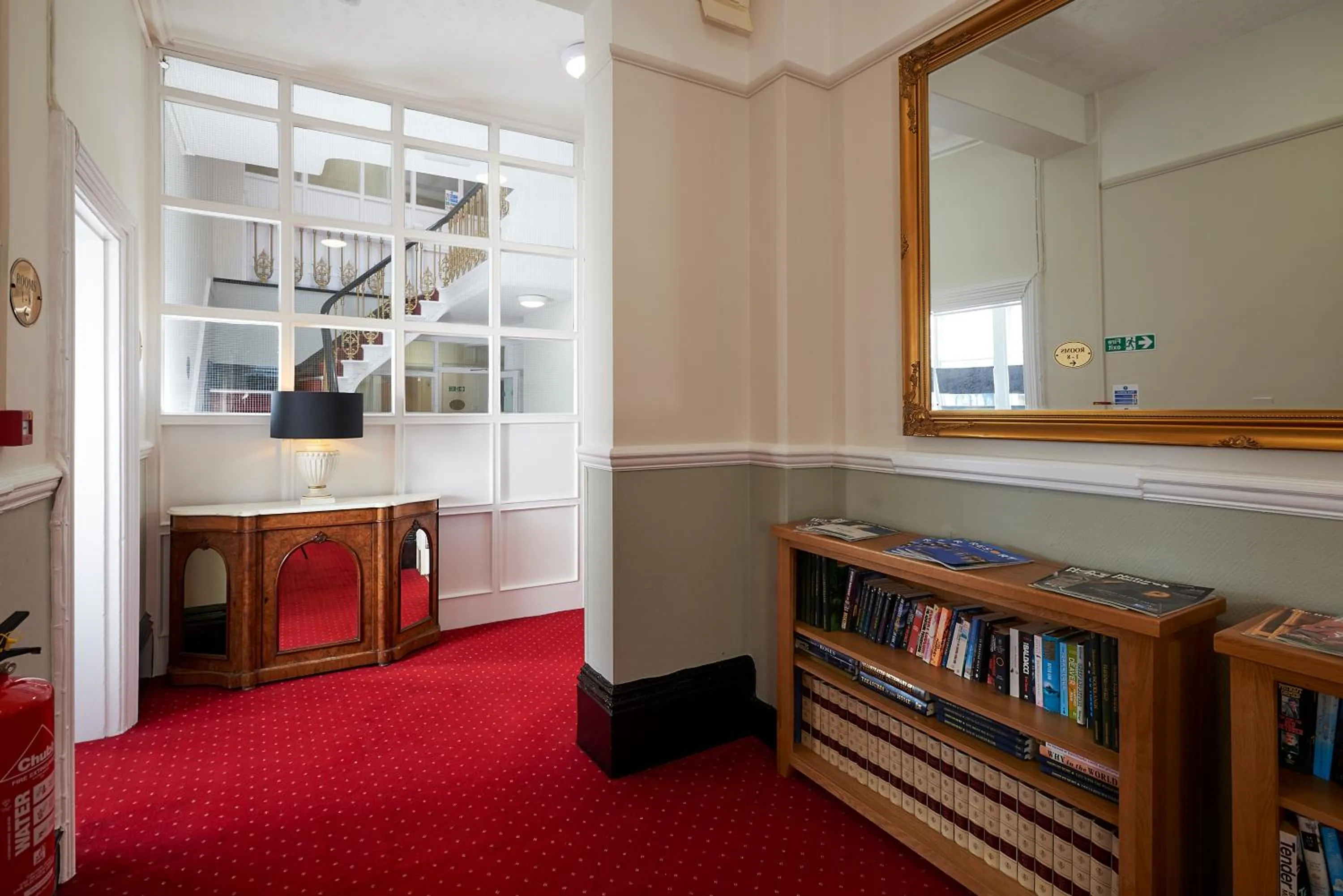 Library in The Crown Hotel
