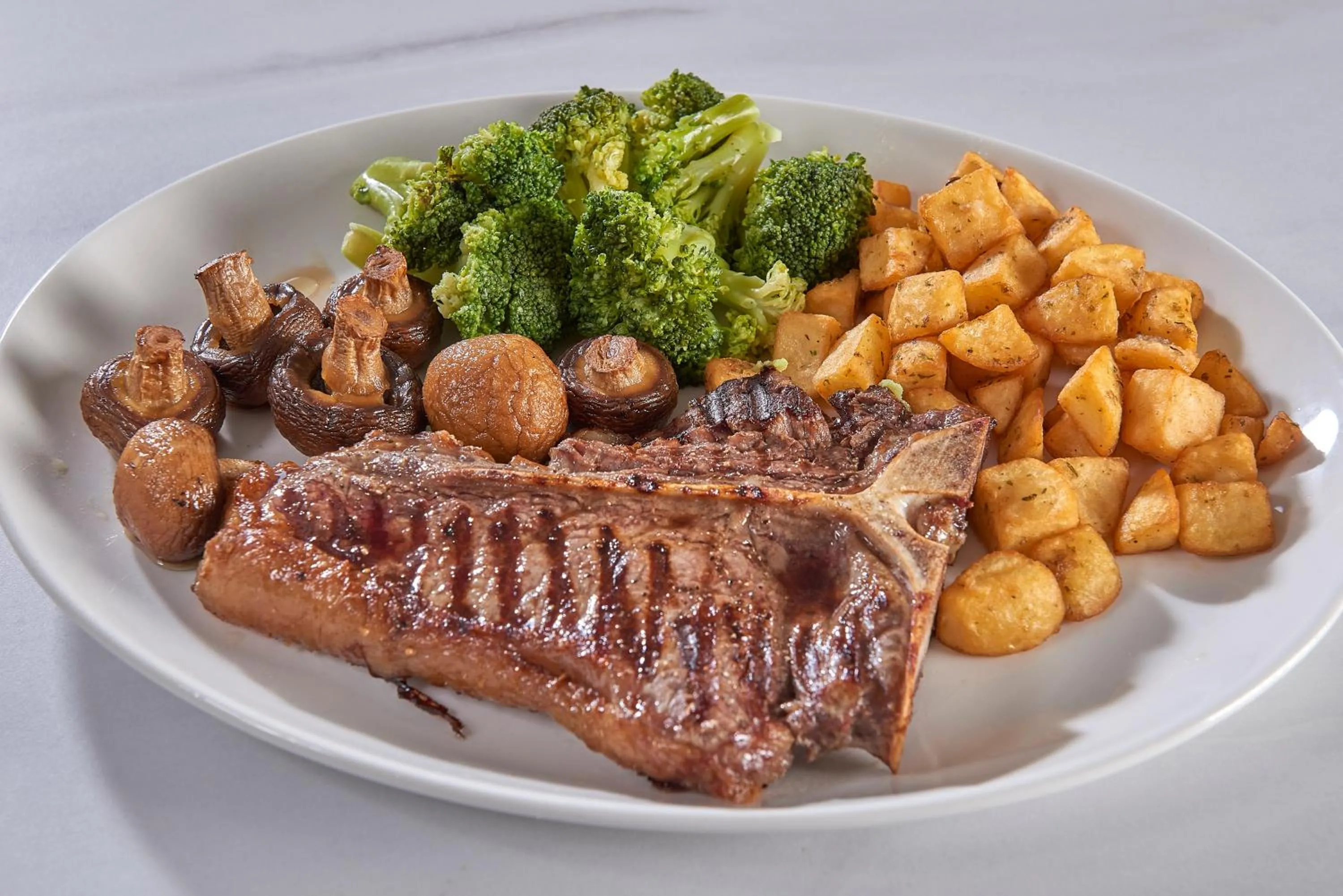 Restaurant/places to eat in The Crown Hotel