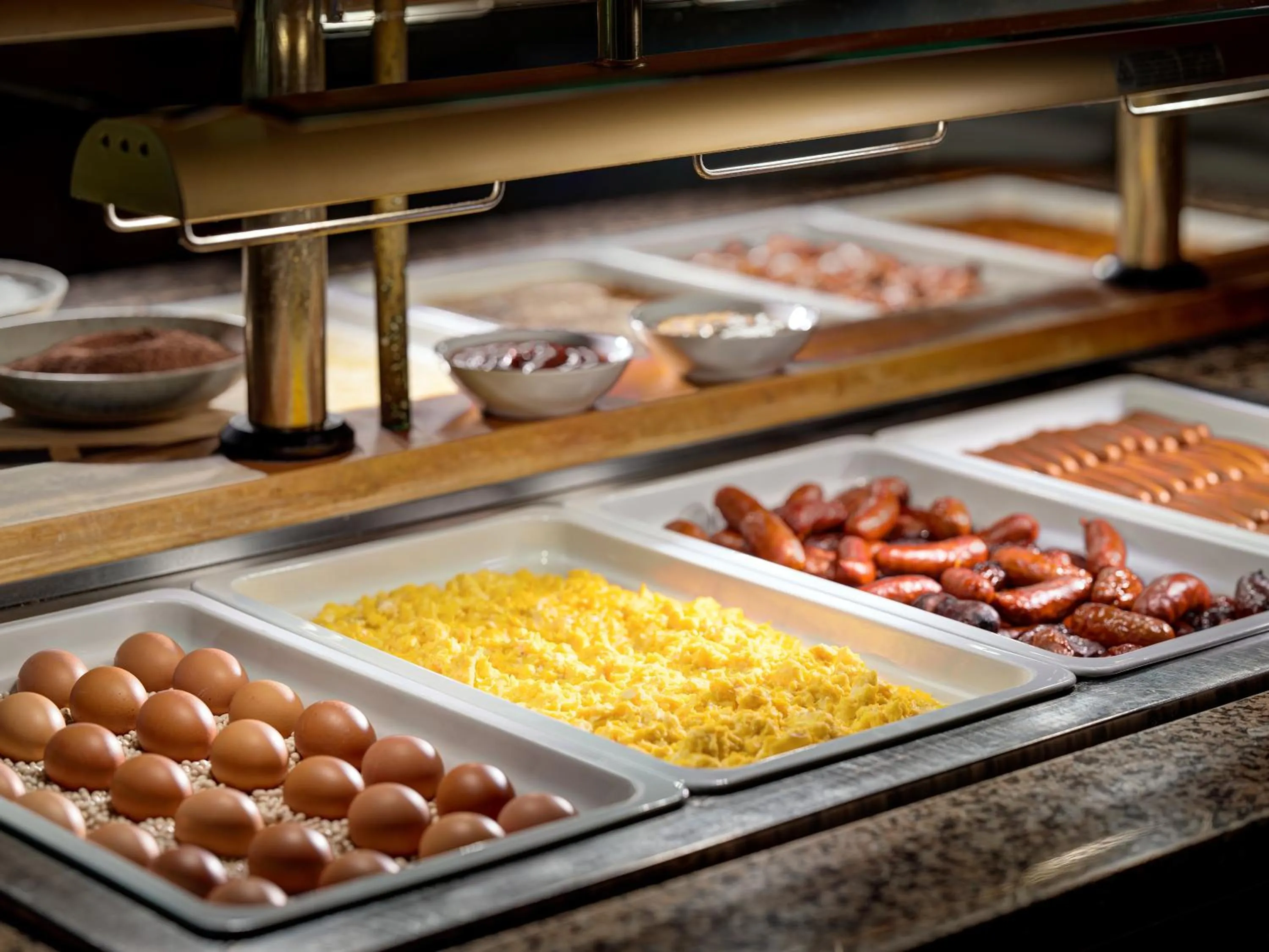 Restaurant/places to eat in Pinia Hotel & Resort