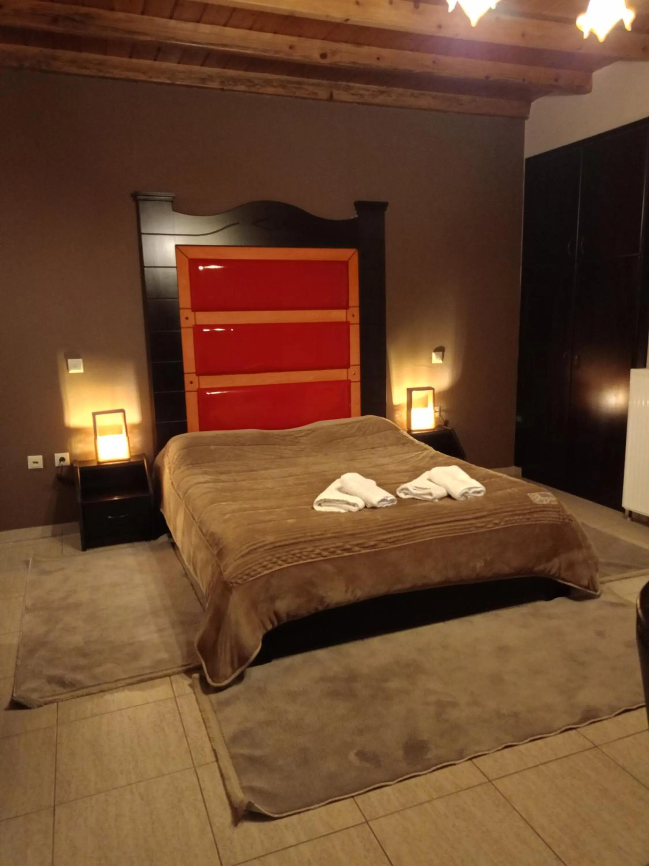 Photo of the whole room, Bed in Hotel Edem