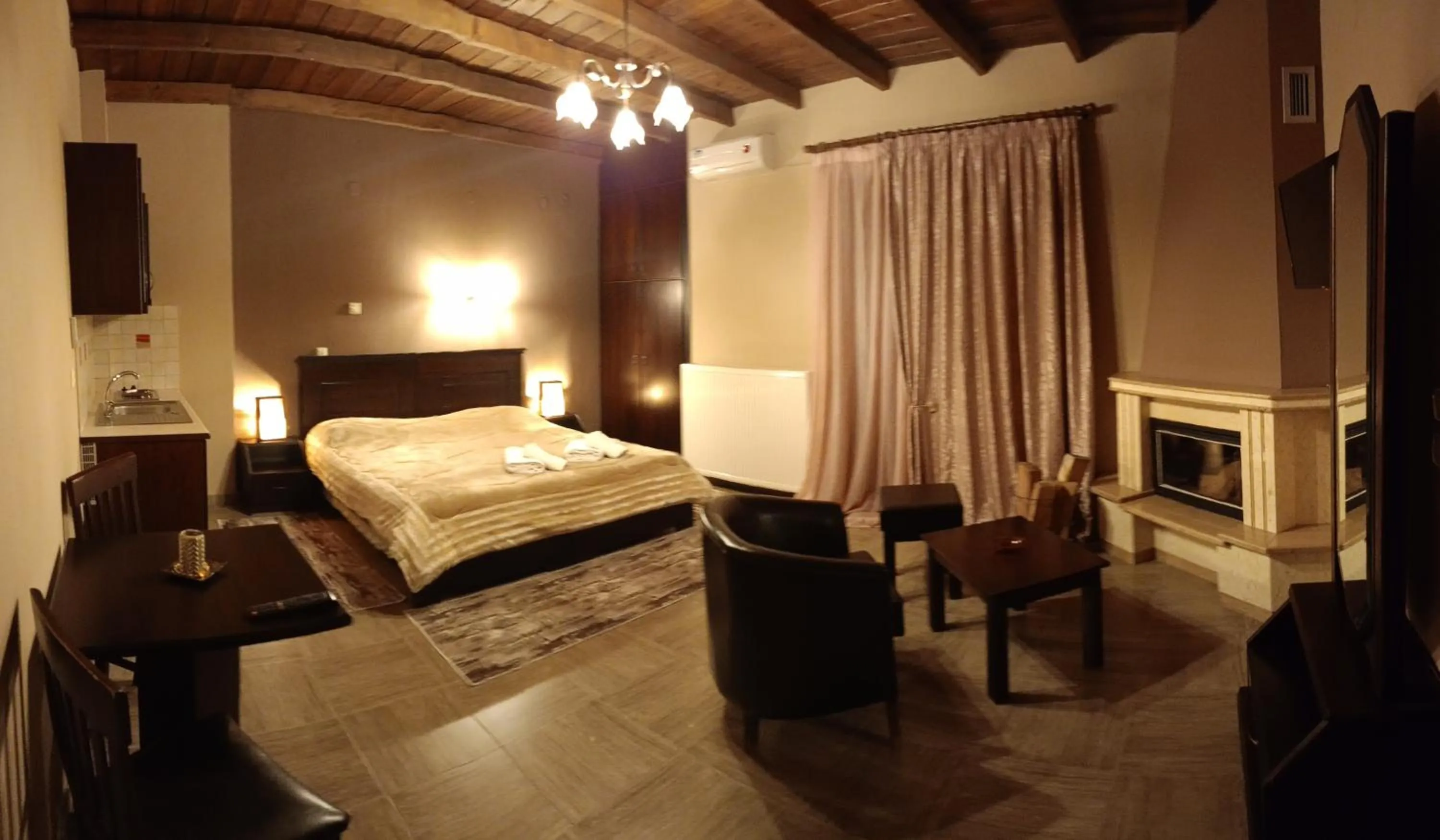 Photo of the whole room, Bed in Hotel Edem