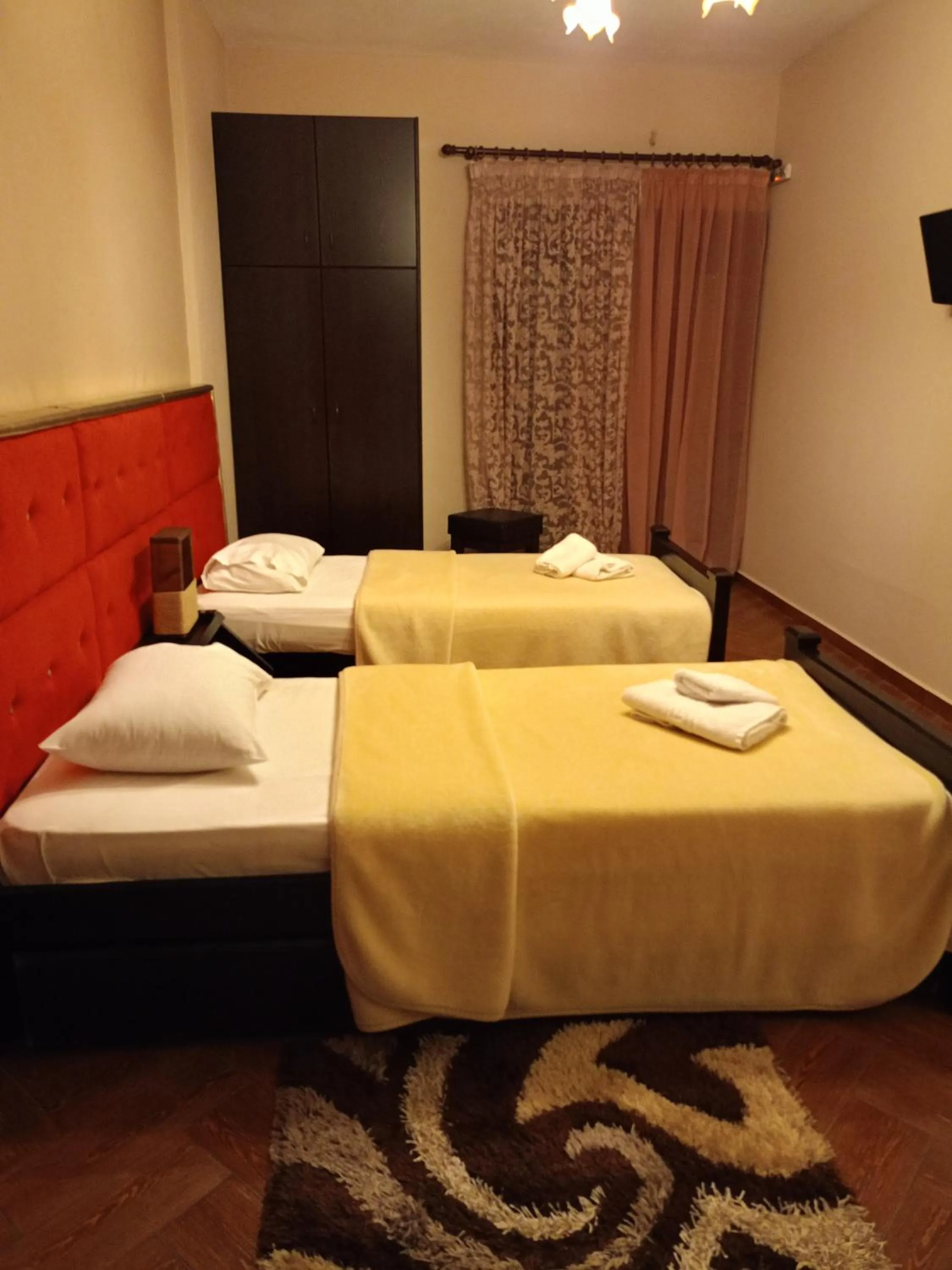 Photo of the whole room, Bed in Hotel Edem