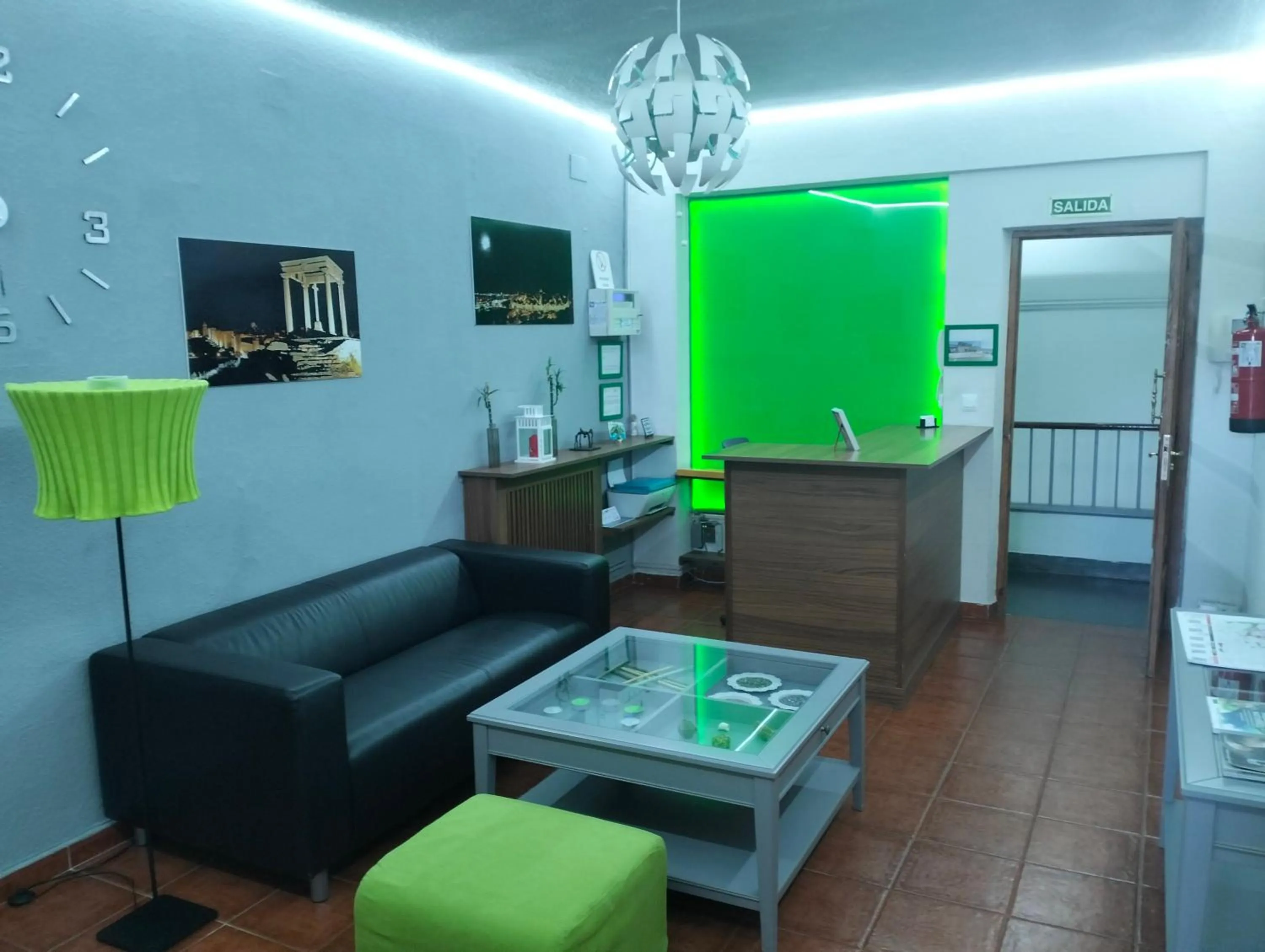 Lobby or reception in Hostal La Estación