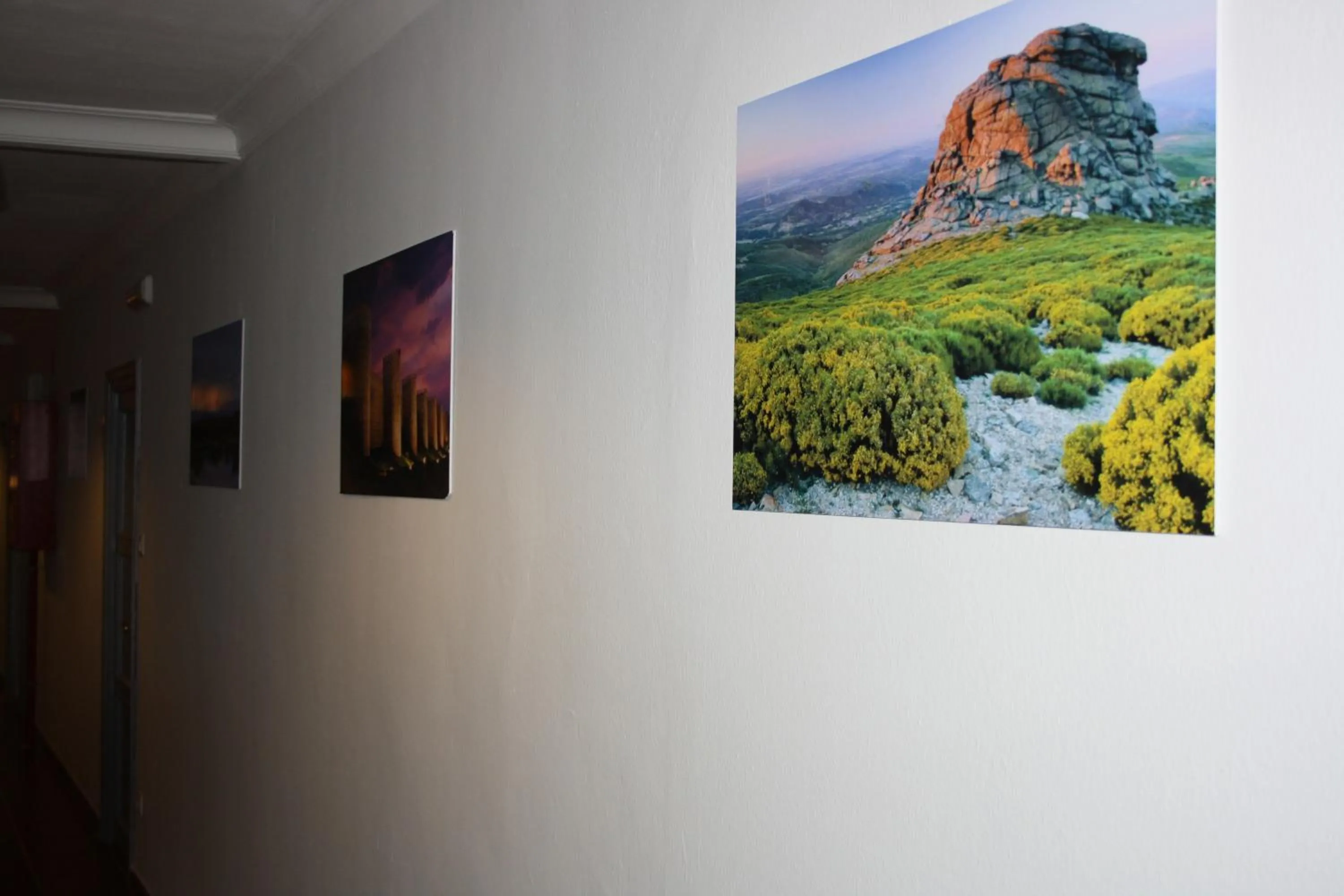 Decorative detail in Hostal La Estación