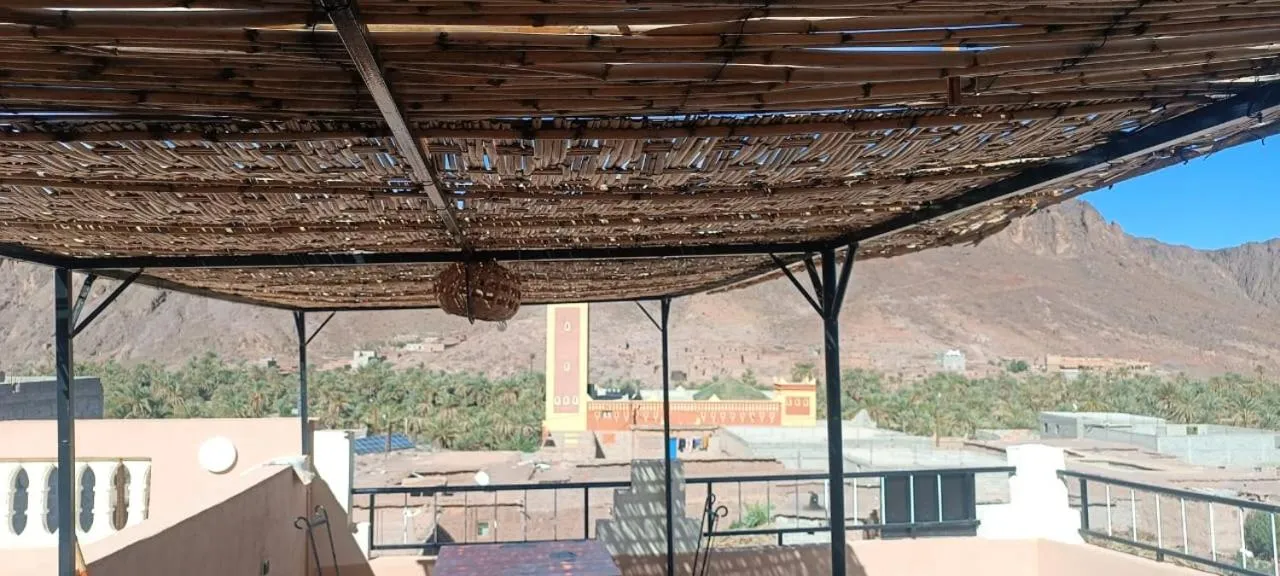 Auberge Restaurant TISSILI " Oasis de Fint"