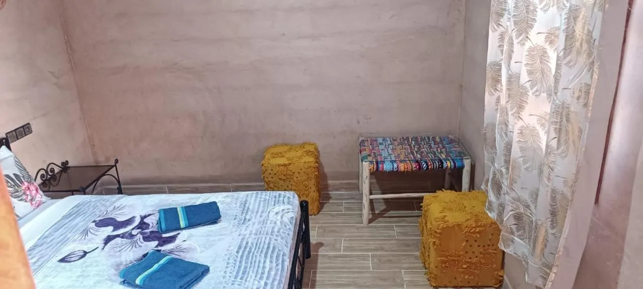 Bed in Auberge Restaurant TISSILI " Oasis de Fint"