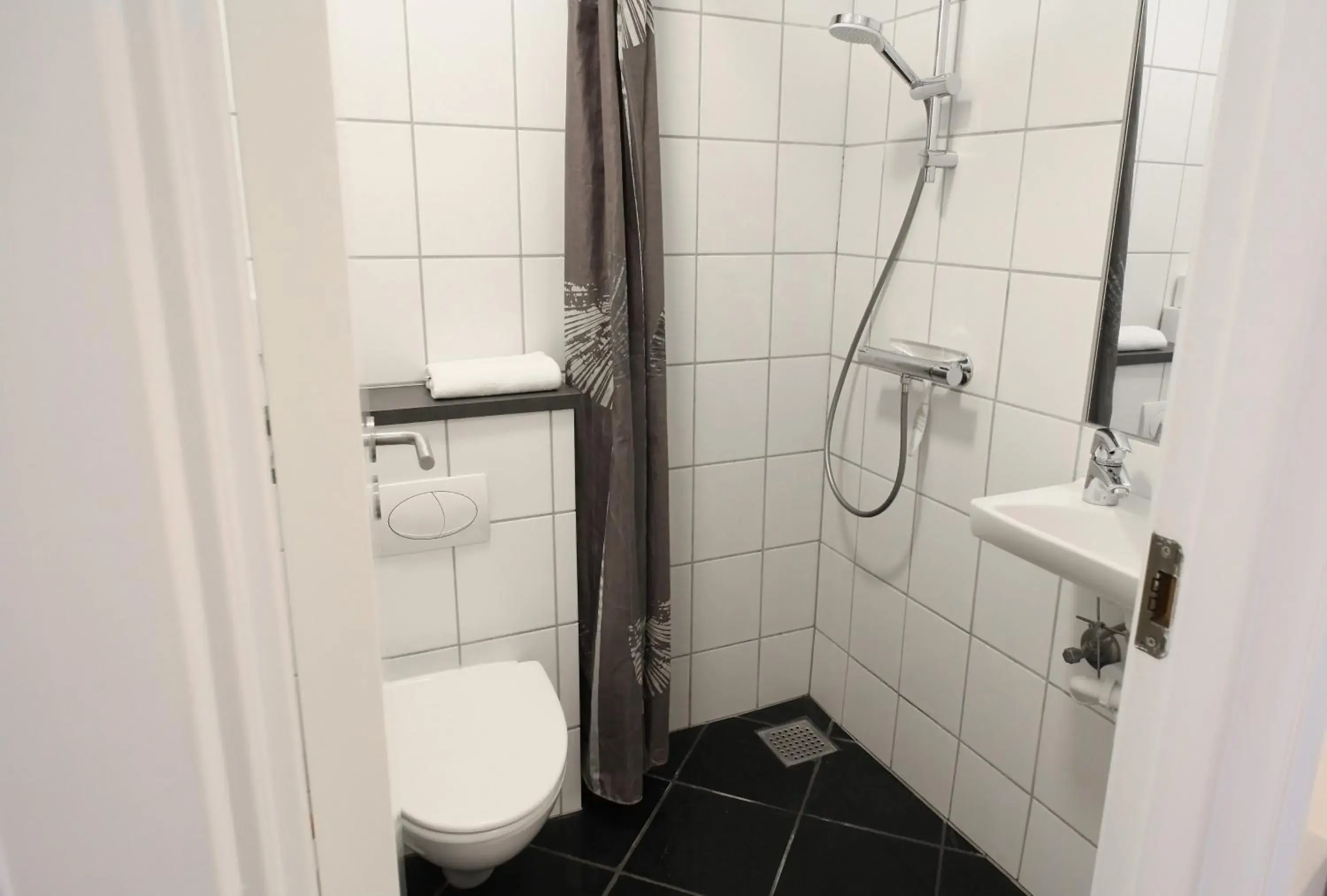 Single Room in Hotel Aarhus City Apartments Single Room in Hotel Aarhus City Apartments