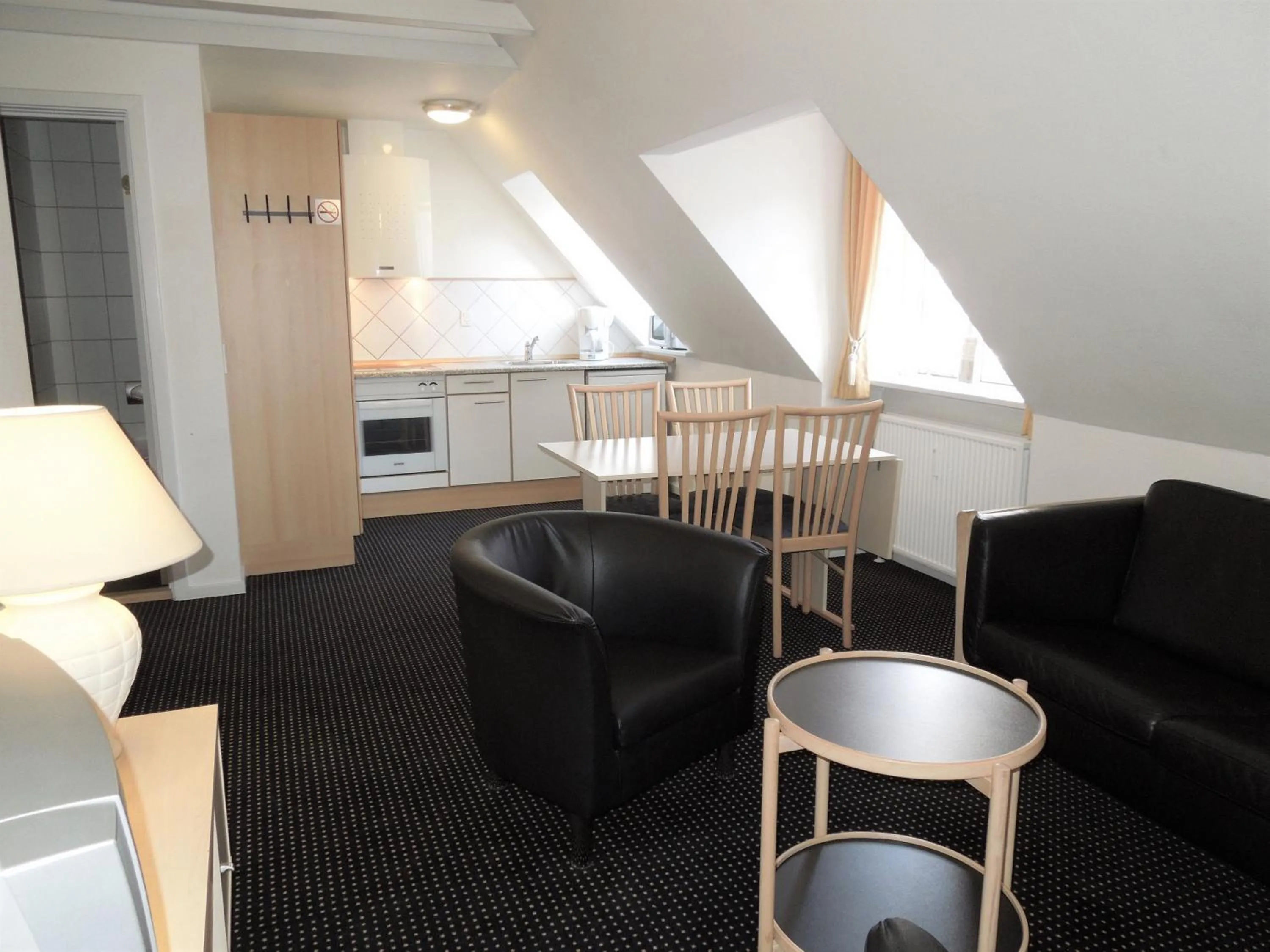 Kitchen or kitchenette in Hotel Aarhus City Apartments