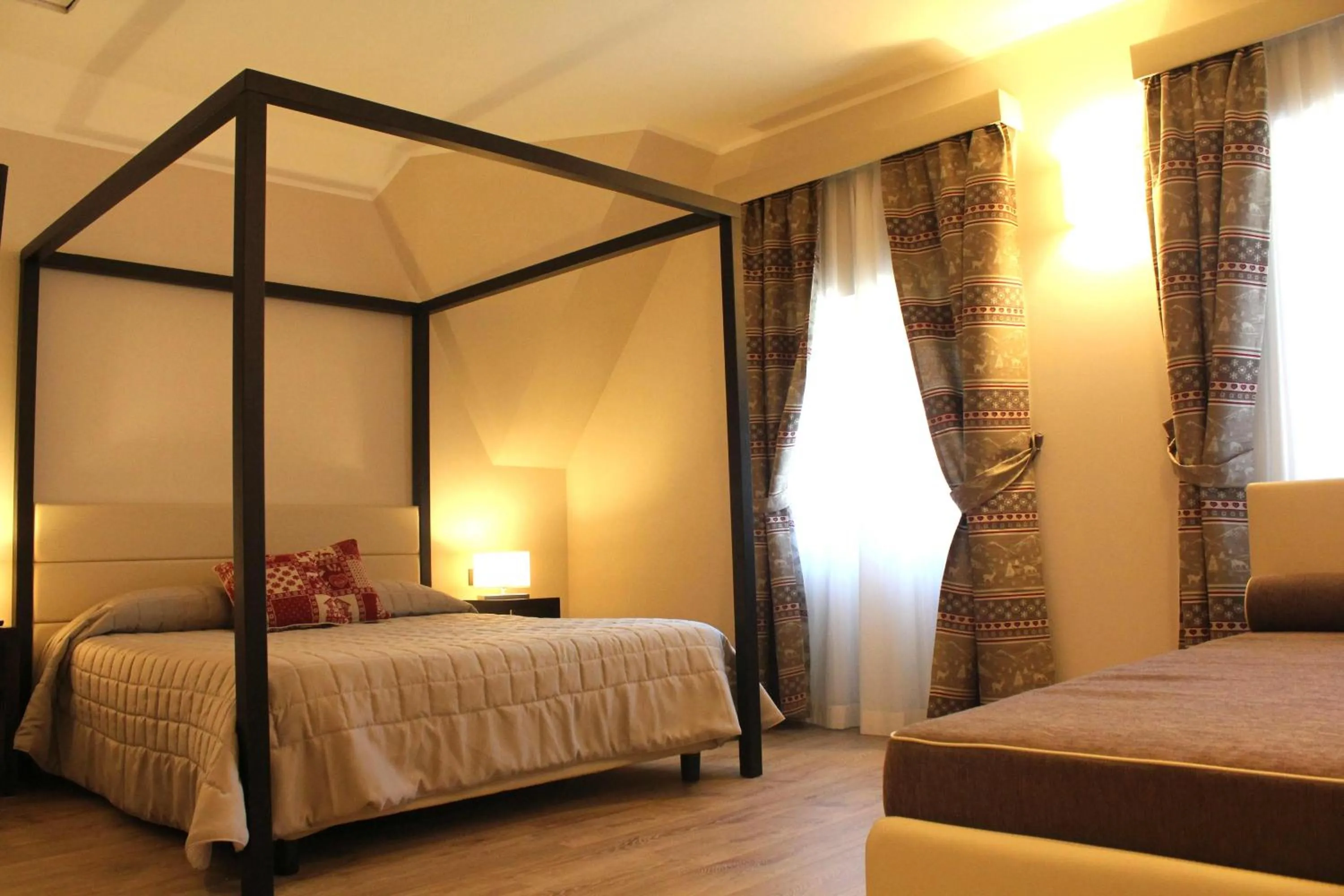 Photo of the whole room, Bed in Hotel Nido dell'Aquila