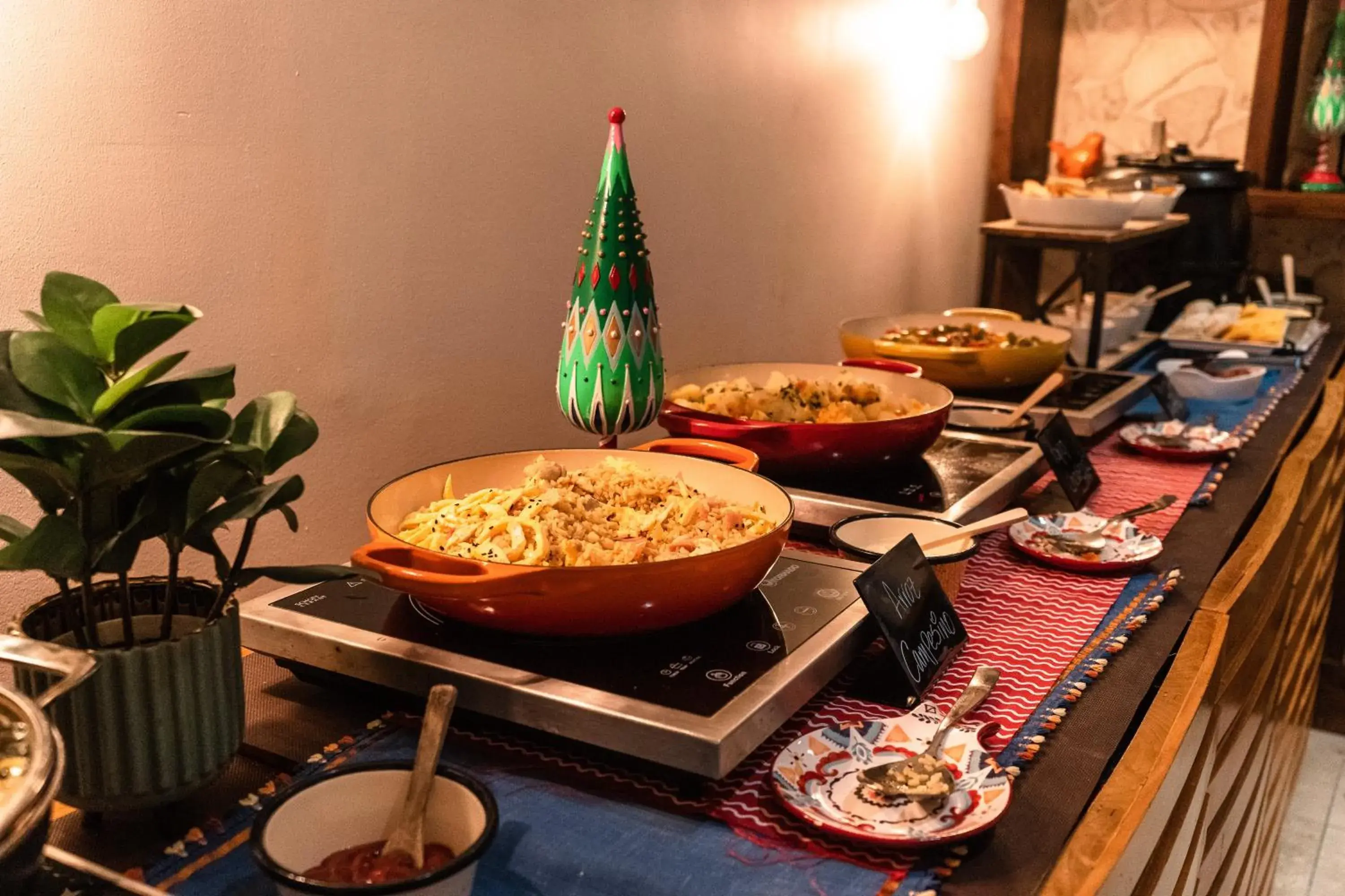 Food and drinks in GHL Arsenal Hotel Food and drinks in GHL Arsenal Hotel