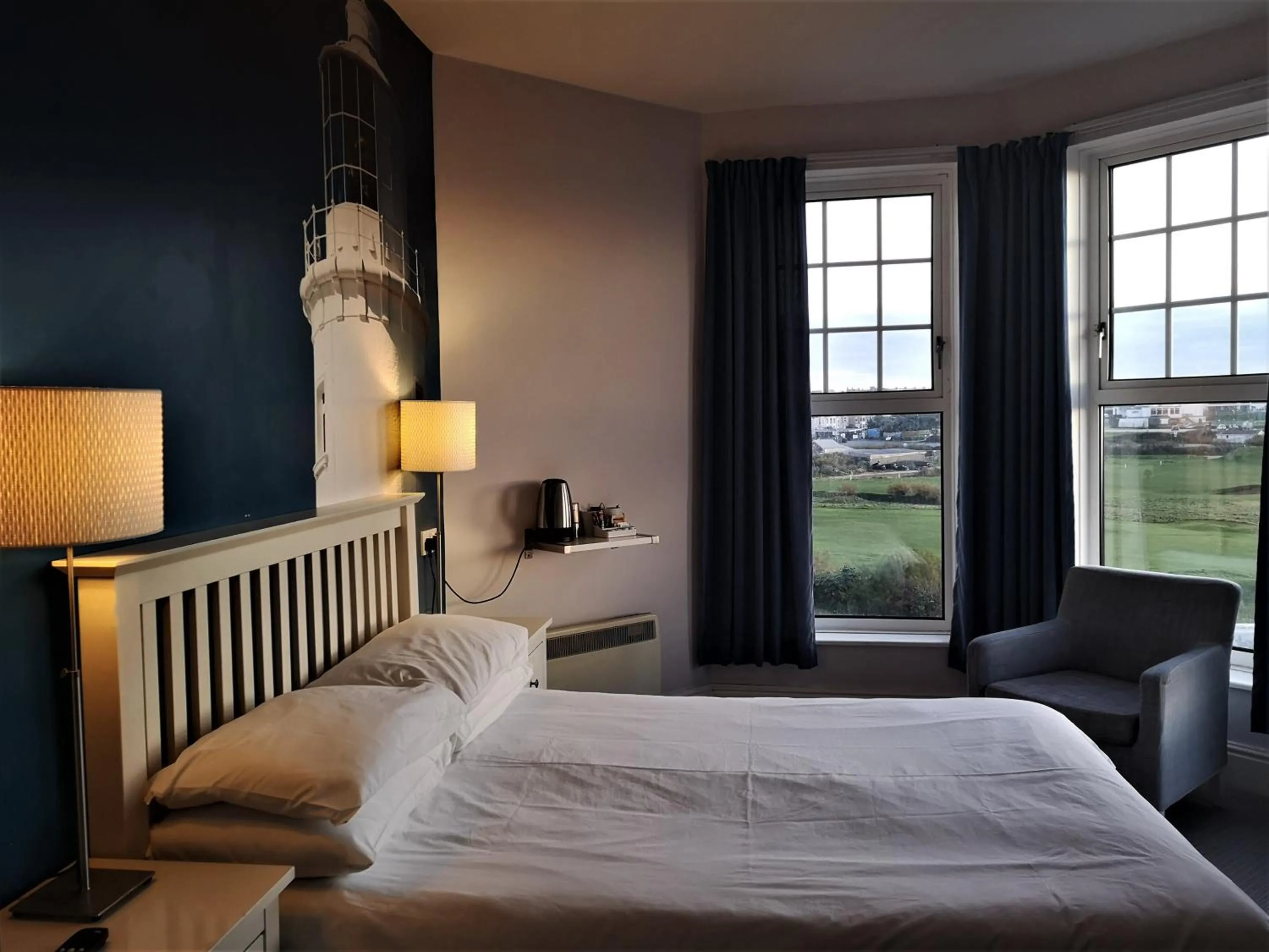 Photo of the whole room, Bed in Oceanside Lifestyle Hotel