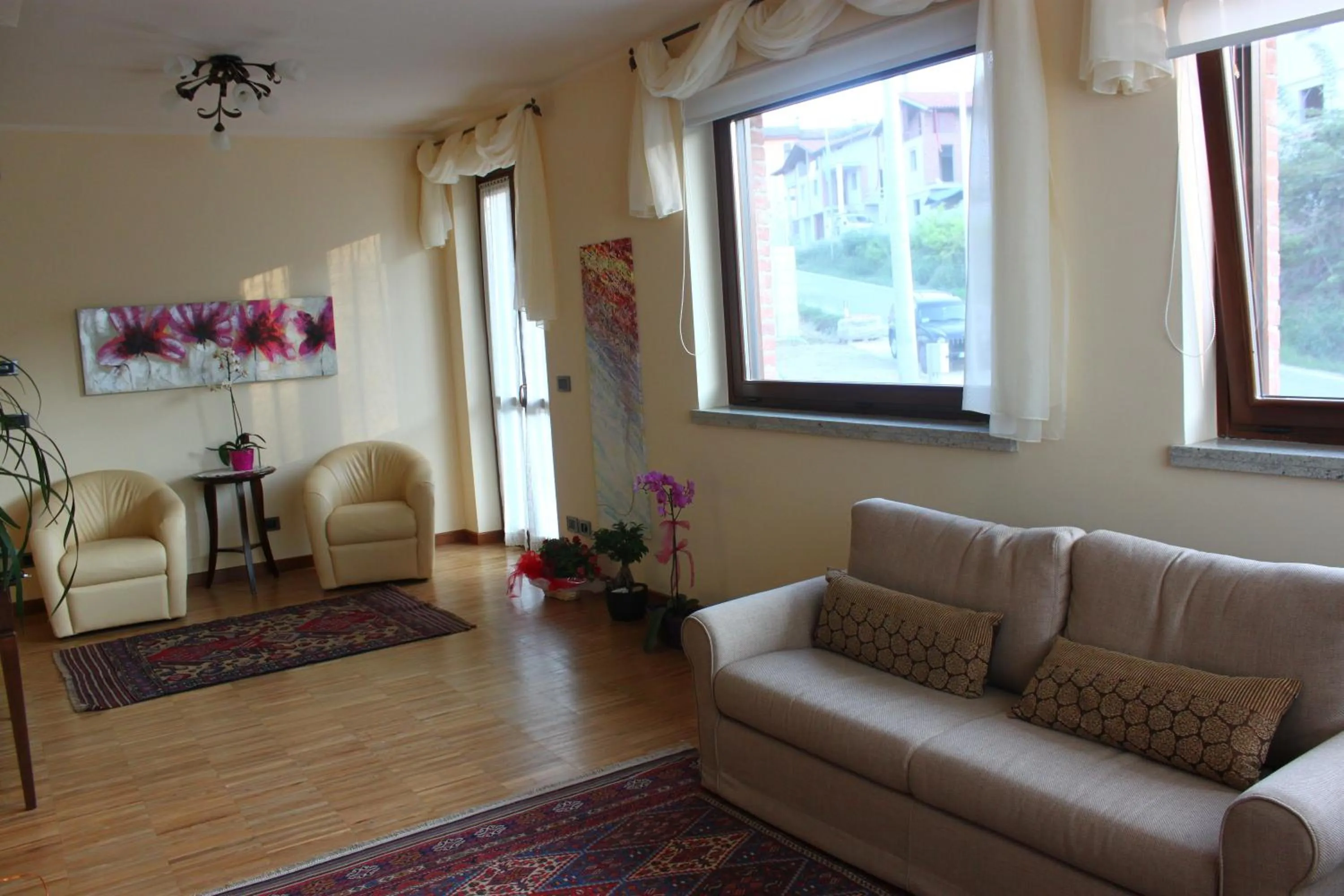 Internal: Not applicable to any particular room in Villa Vecchio