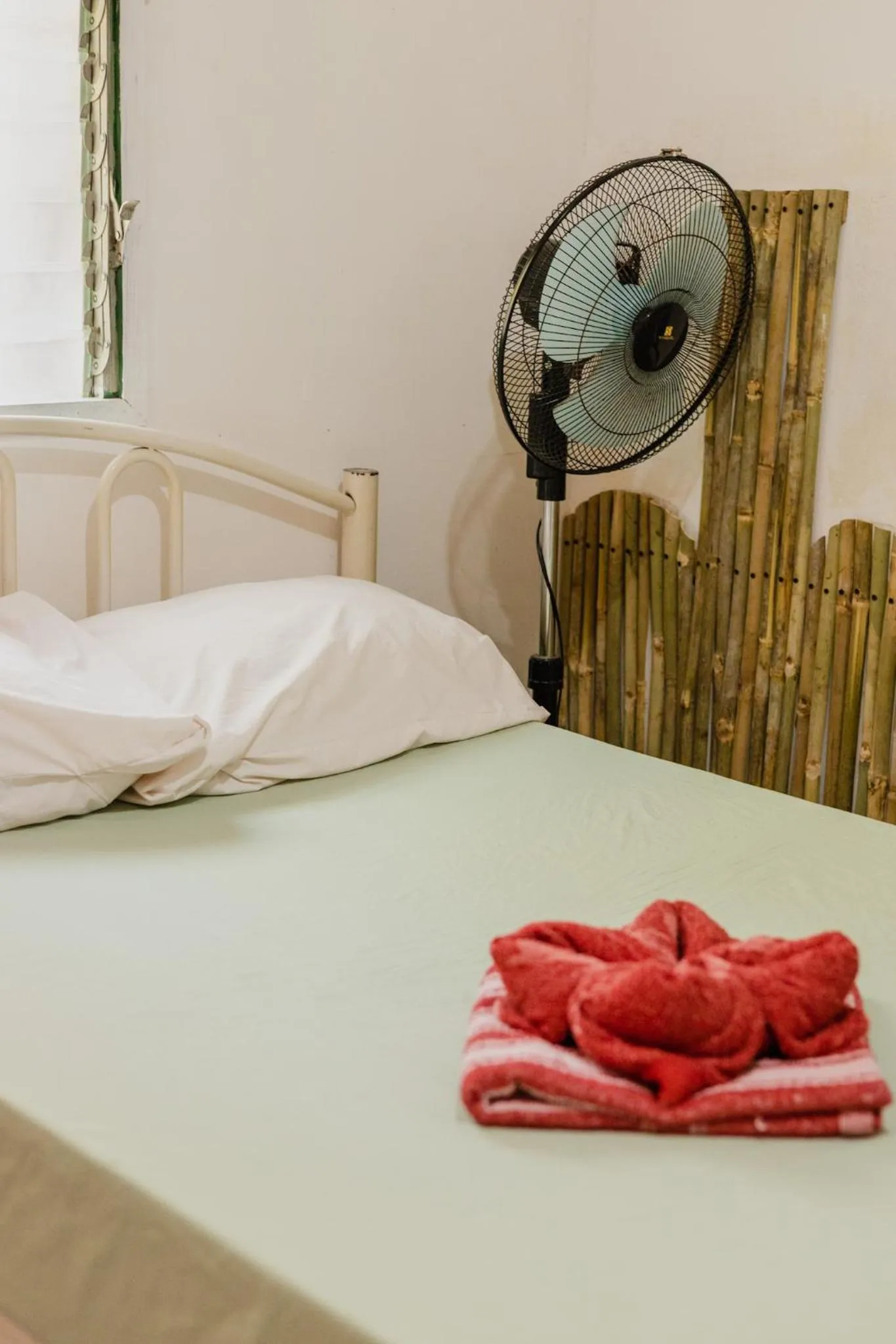 Puerto Galera Hostel