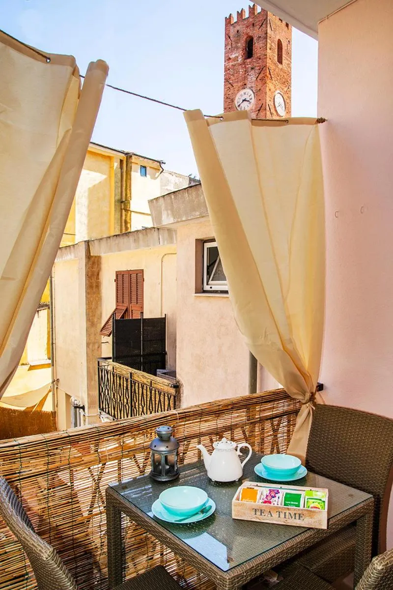 Balcony/Terrace in L'Antico Borgo Elena Noli