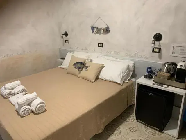 Standard Double Room in L'Antico Borgo Elena Noli Standard Double Room in L'Antico Borgo Elena Noli