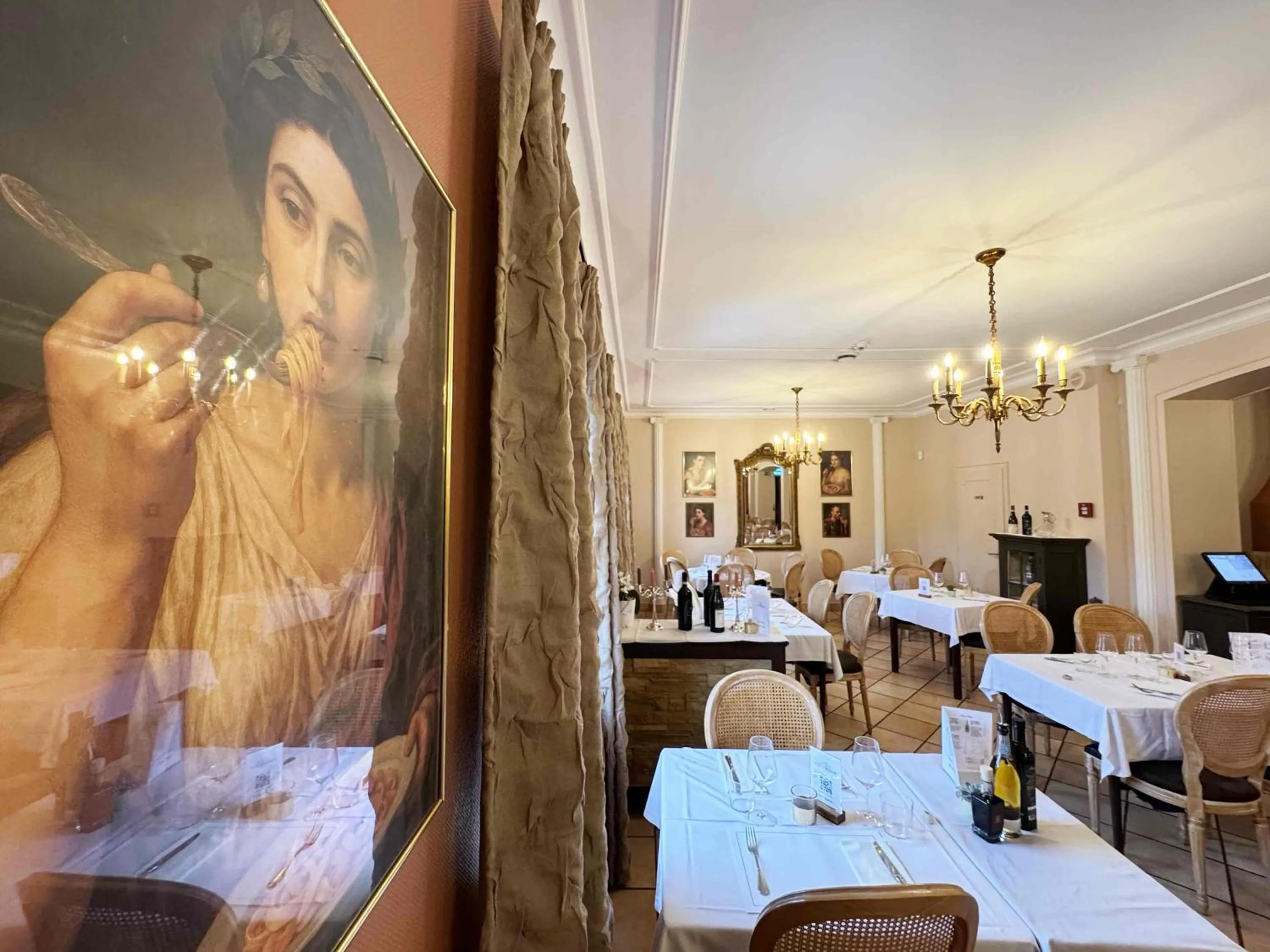 Restaurant/places to eat in Hotel Casa Borghese