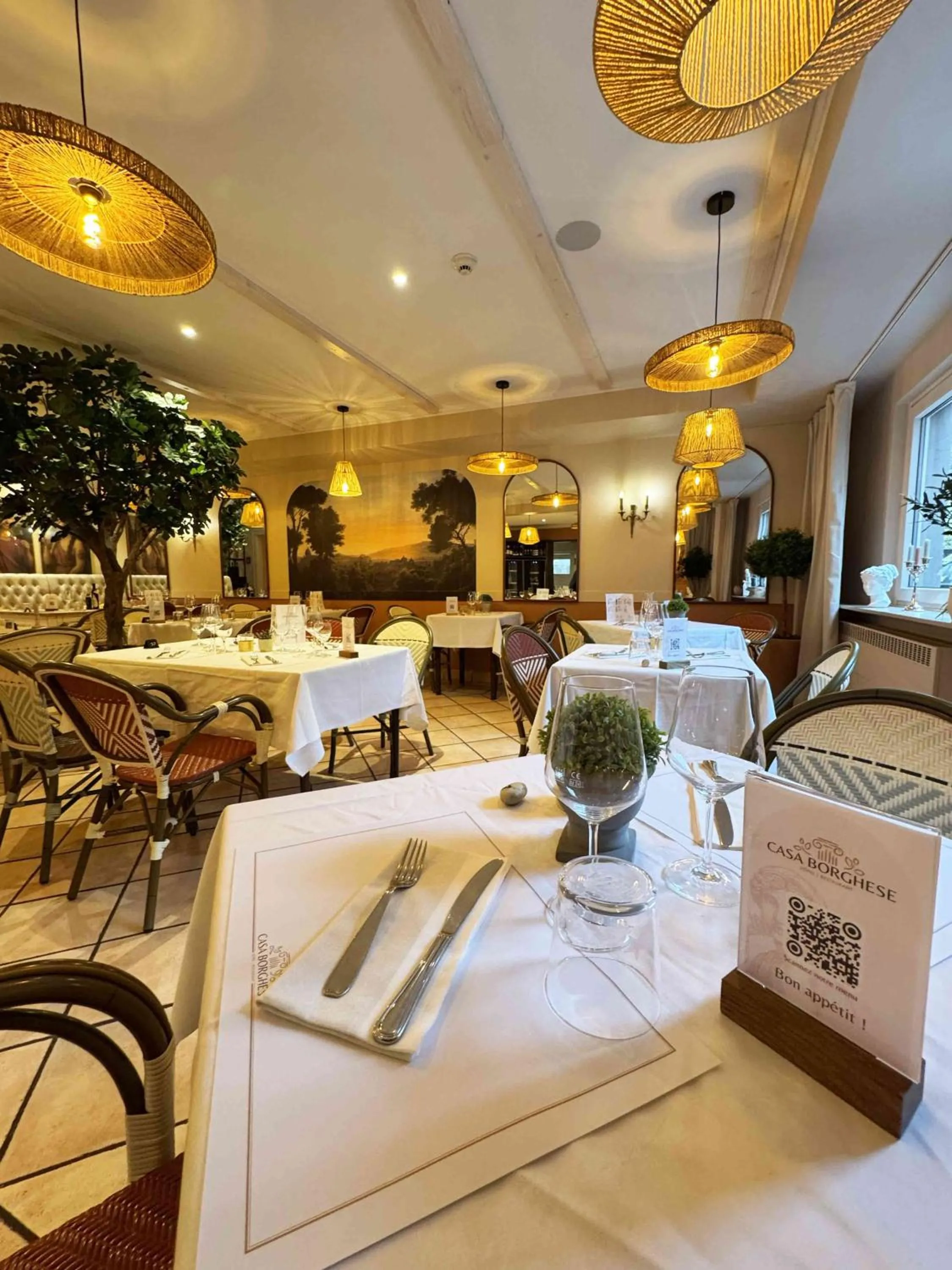 Restaurant/places to eat in Hotel Casa Borghese