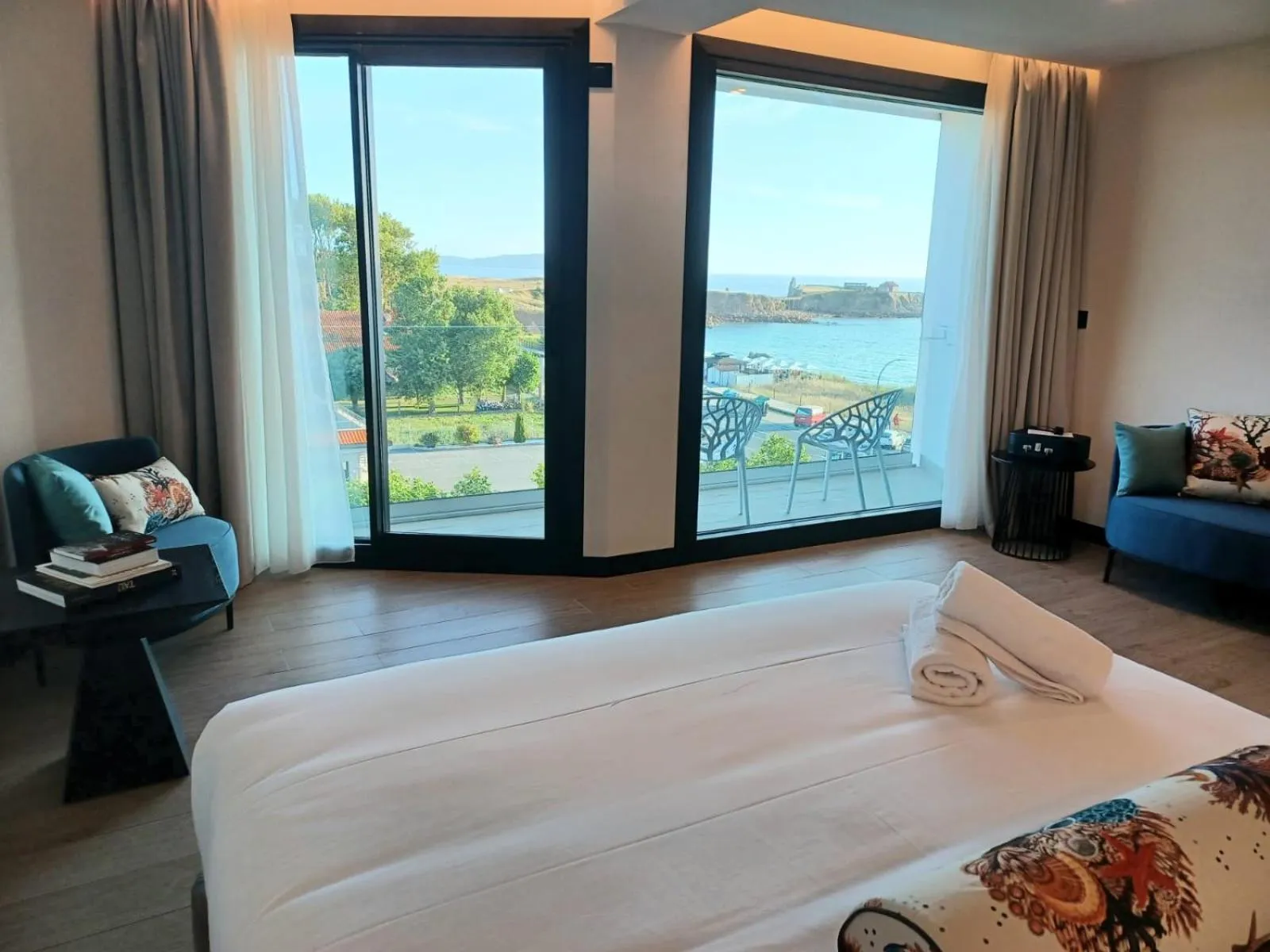 Bedroom, Bed in Hotel Delfin Azul