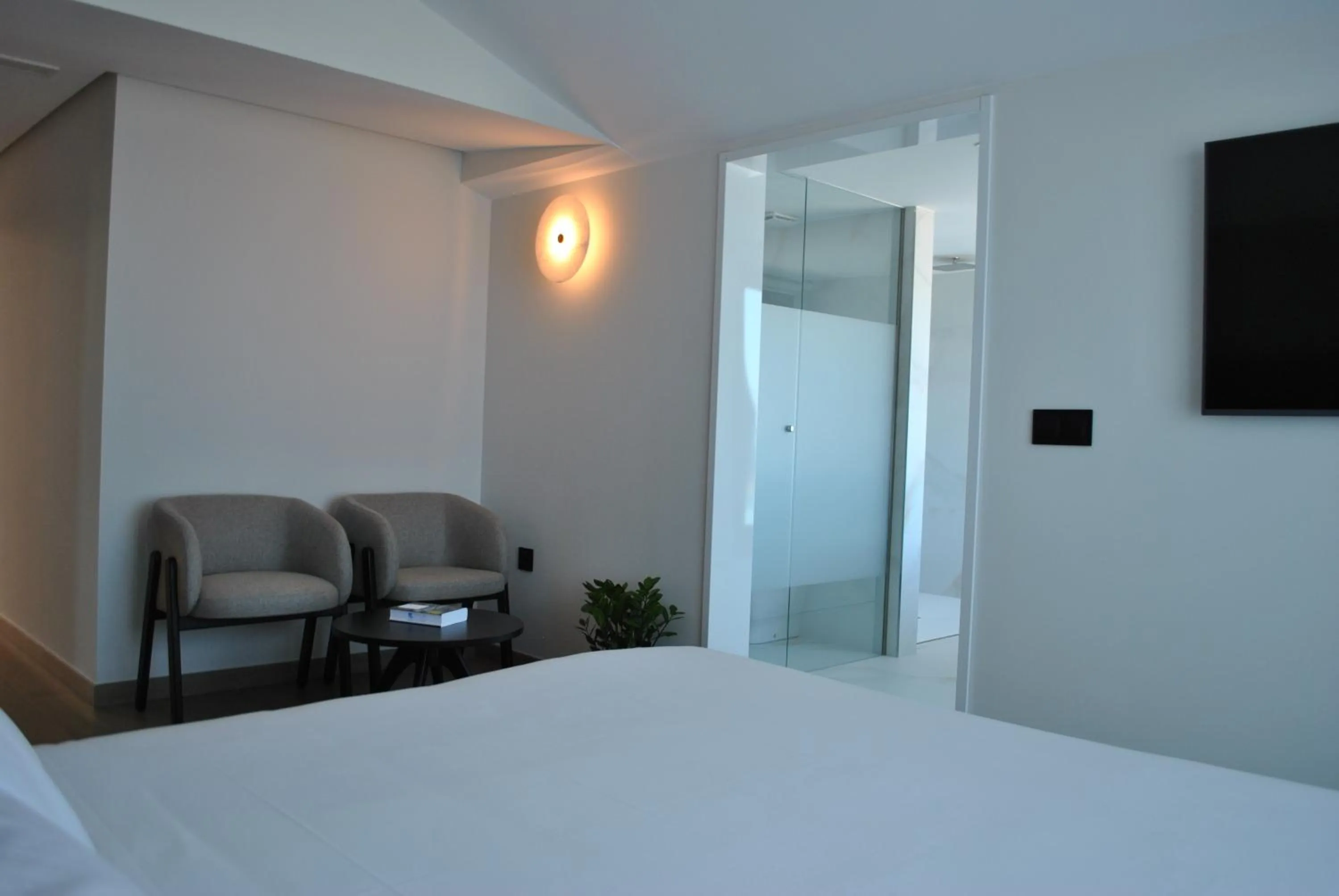 Photo of the whole room, Bed in Hotel Delfin Azul