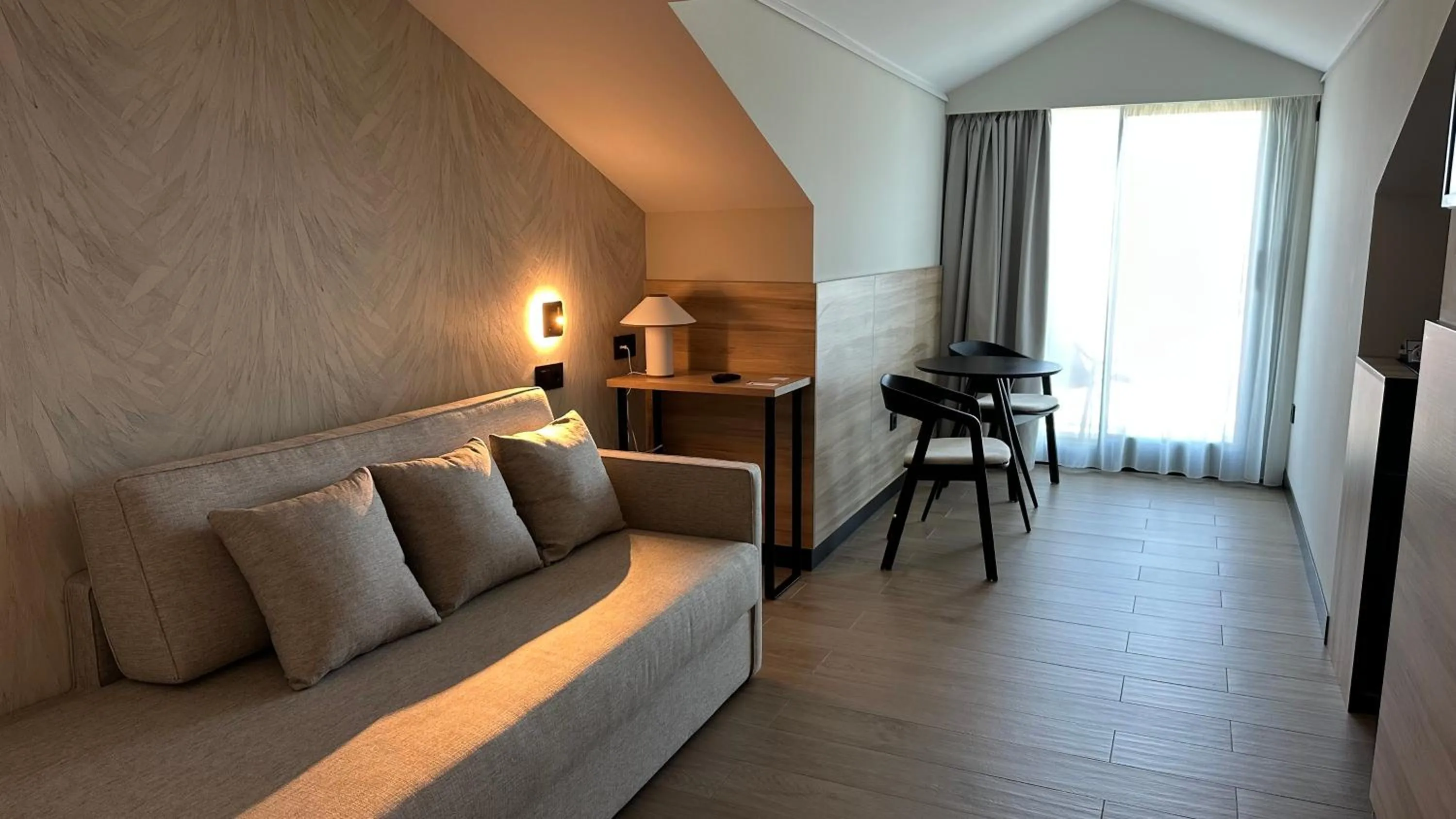 Photo of the whole room, Bed in Hotel Delfin Azul