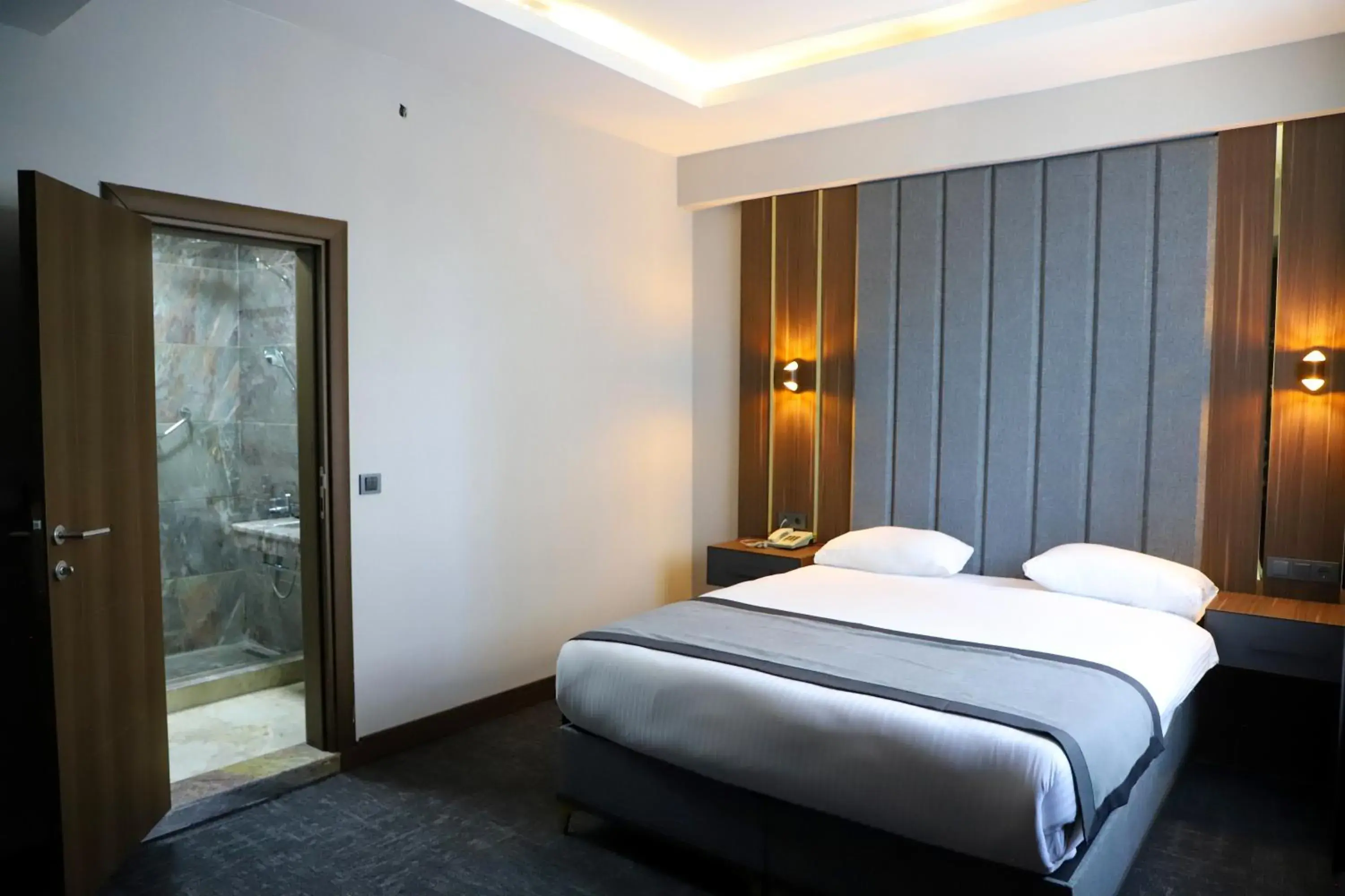 Cenas Otel - Cengiz ASLAN Cenas Otel - Cengiz ASLAN