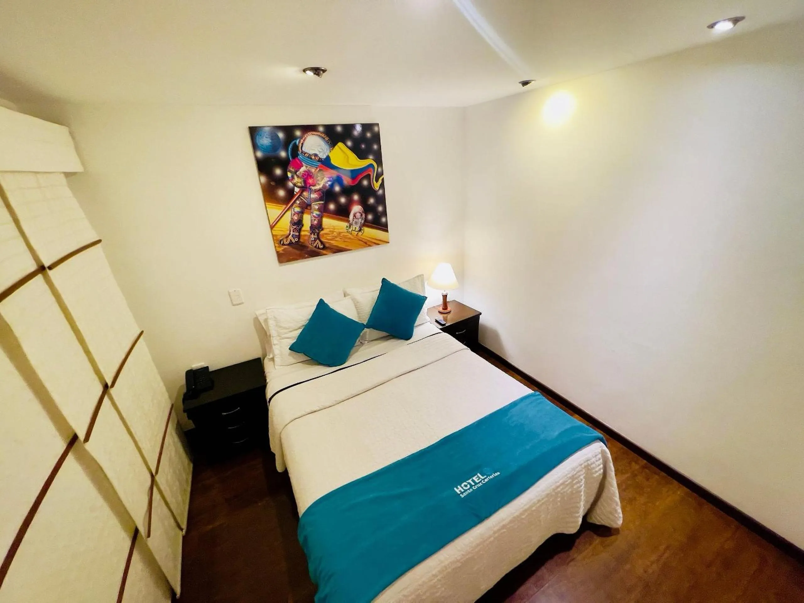 Bedroom, Bed in Hotel Santa Cruz Bogotá