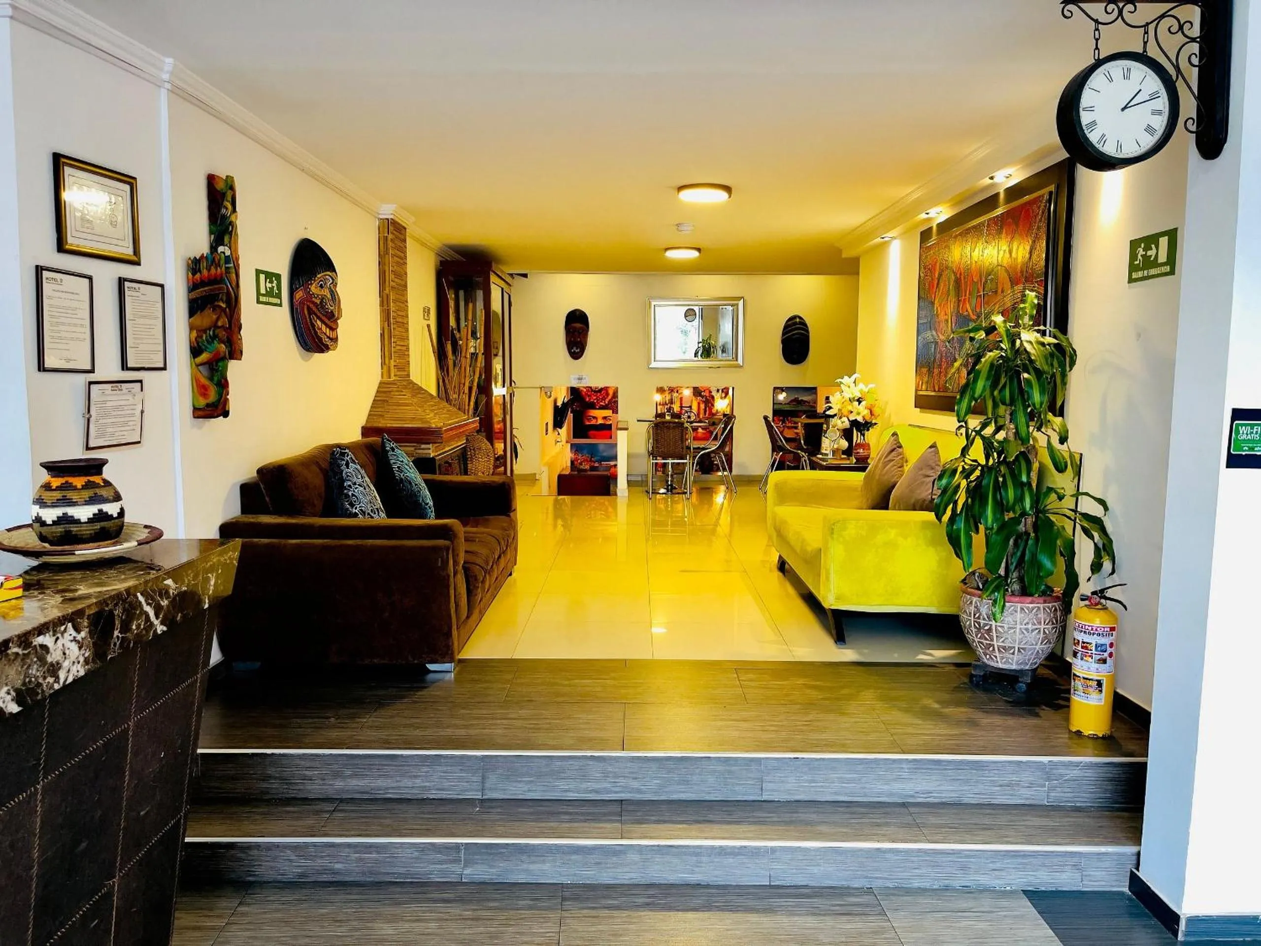 Lobby or reception in Hotel Santa Cruz Bogotá