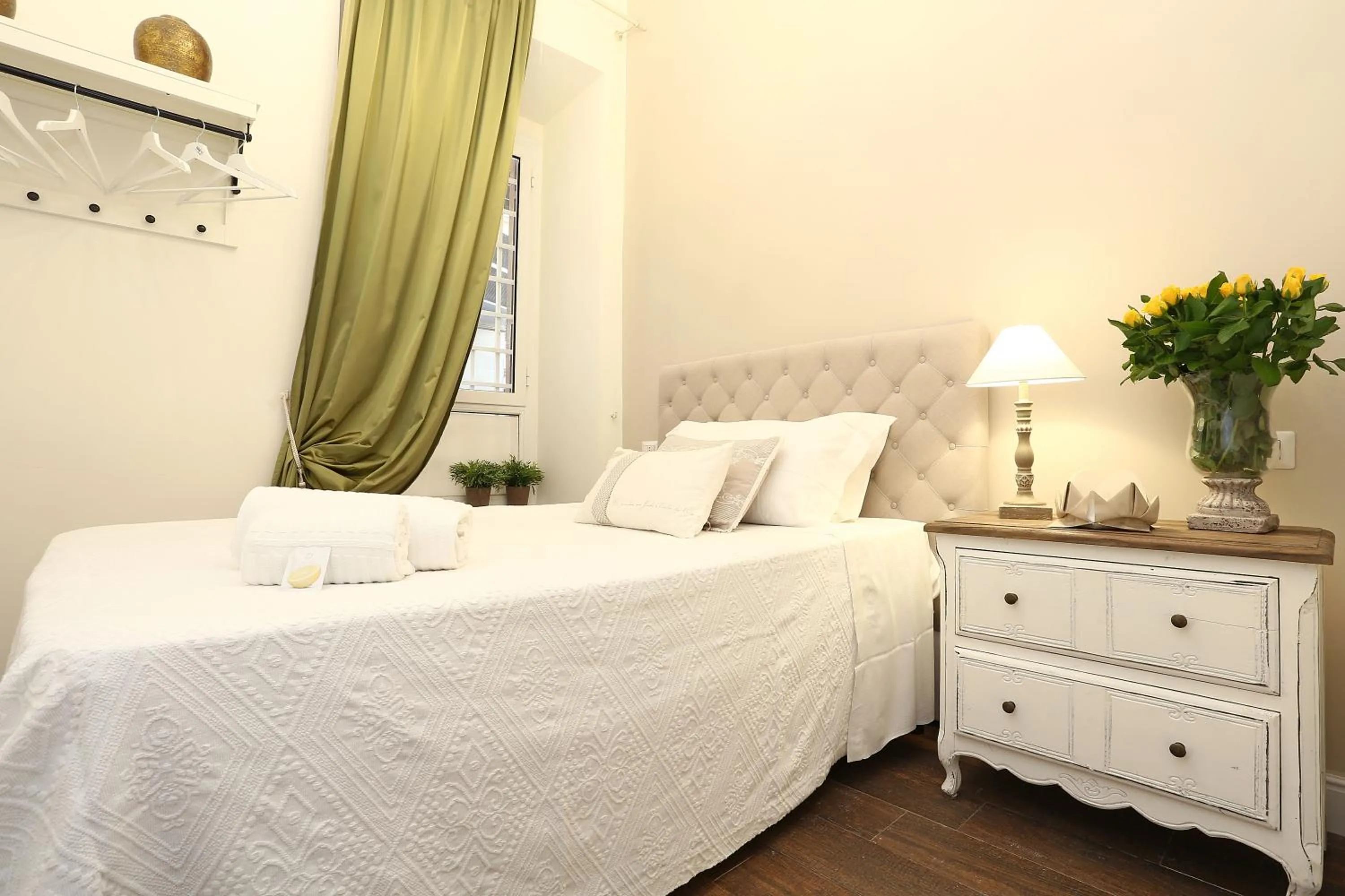 Bedroom, Bed in Daplace - Arena House