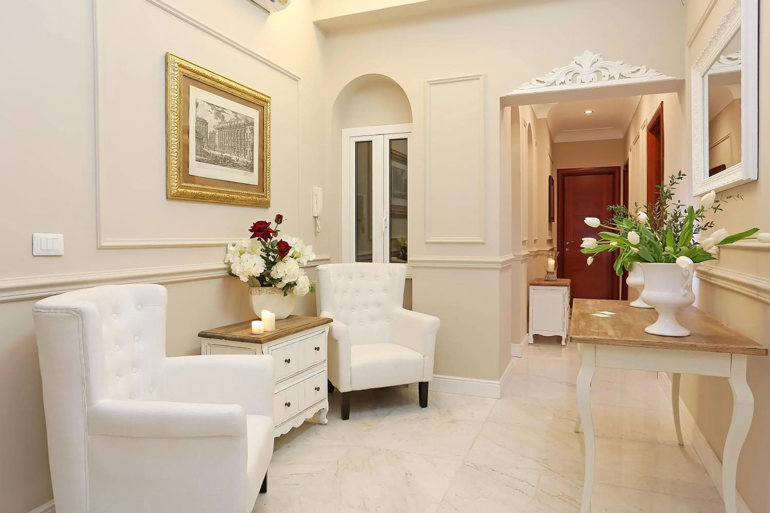 Facade/entrance in Daplace - Arena House Facade/entrance in Daplace - Arena House