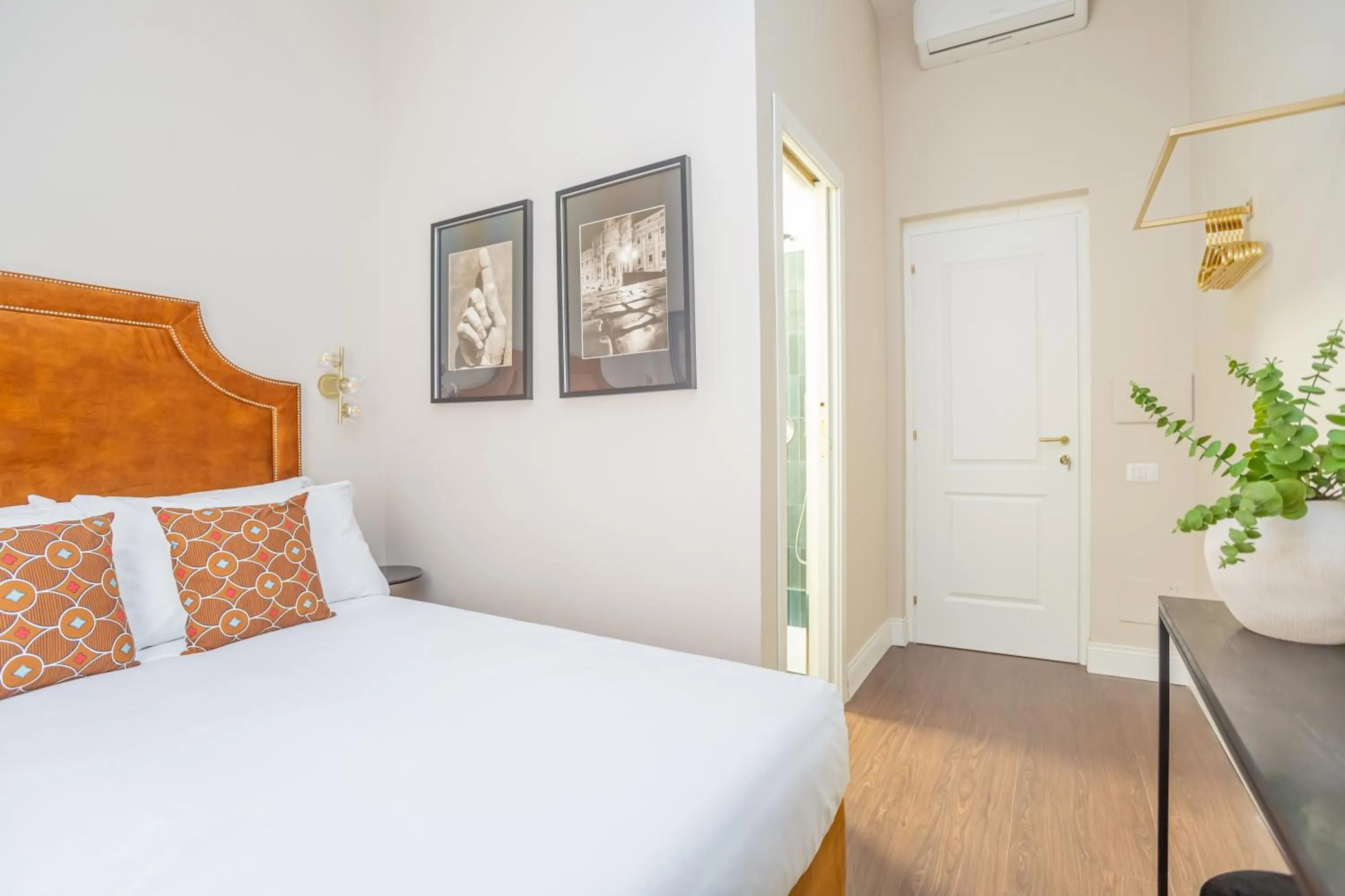 Photo of the whole room, Bed in Daplace - Arena House