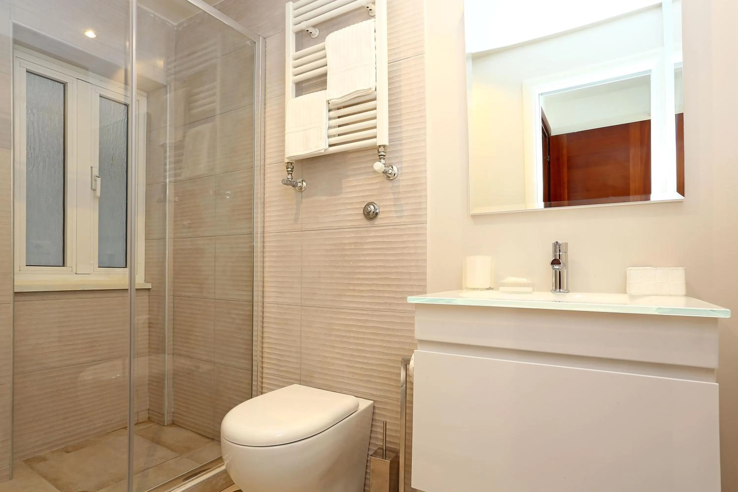 Bathroom in Daplace - Arena House