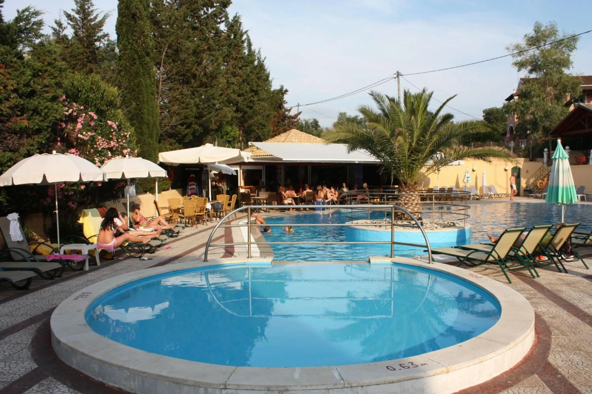 BBQ facilities in Philippos Hotel